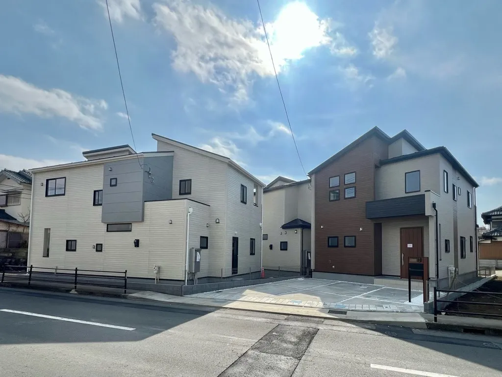 <1号棟+2号棟>
外観写真