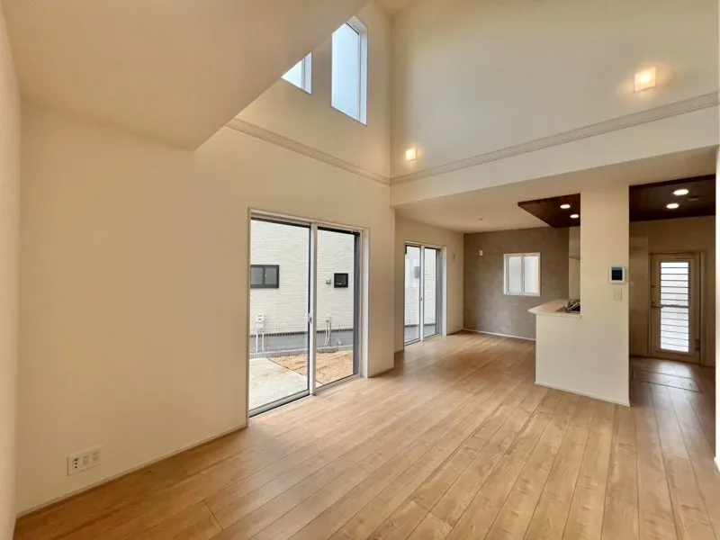 <2号棟>
リビングダイニング