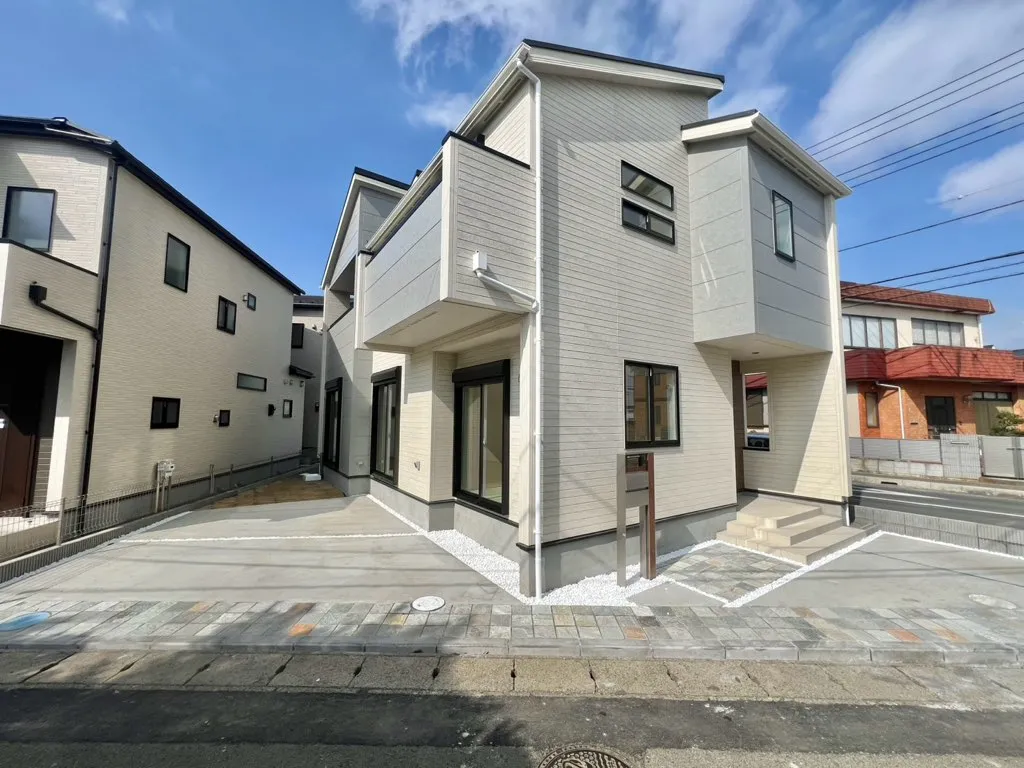 当社売主!
完成いたしました♪