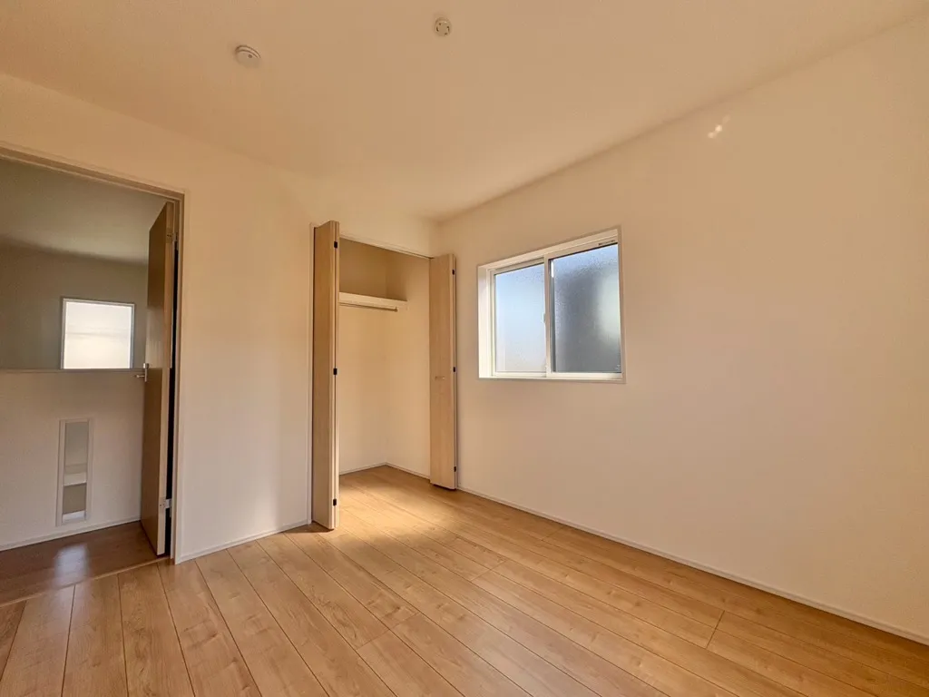 東南5.25畳　洋室①