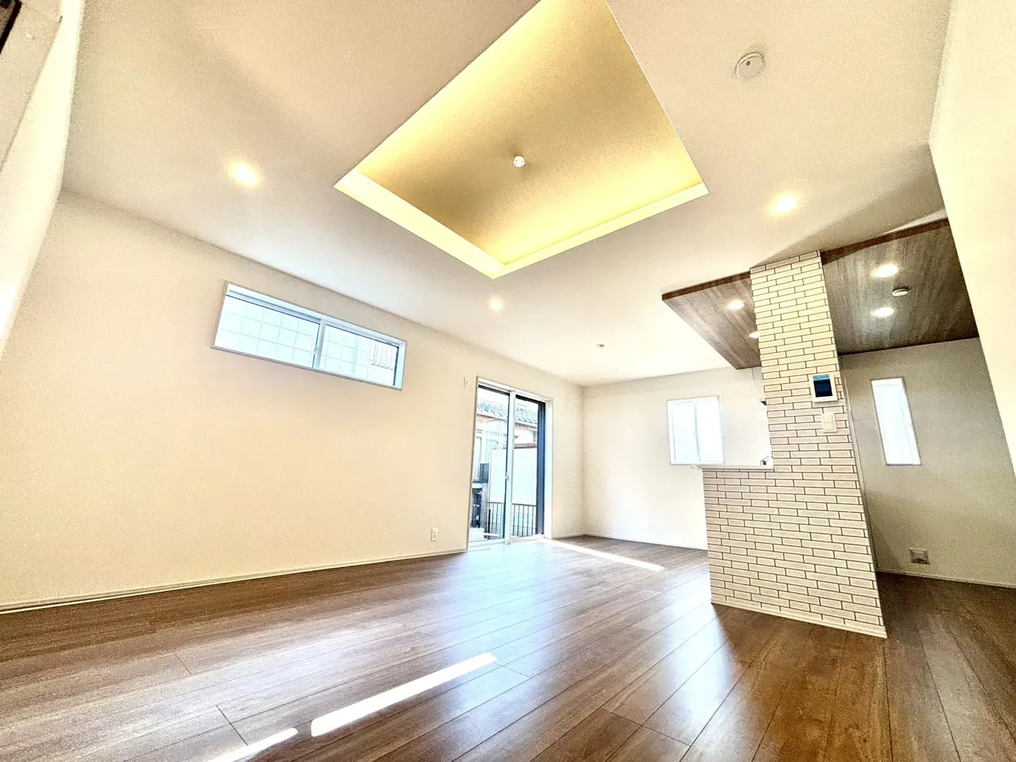 リビングダイニング