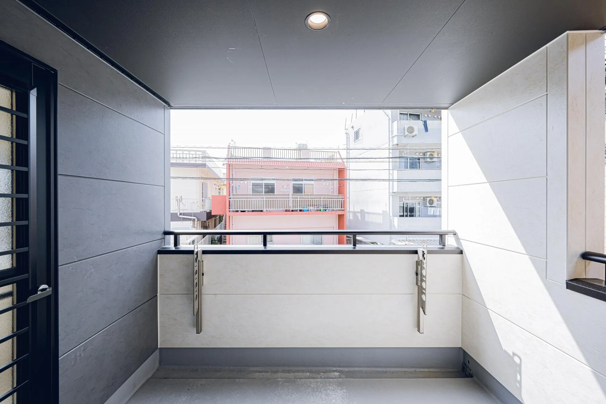 2号棟:インナーバルコニー