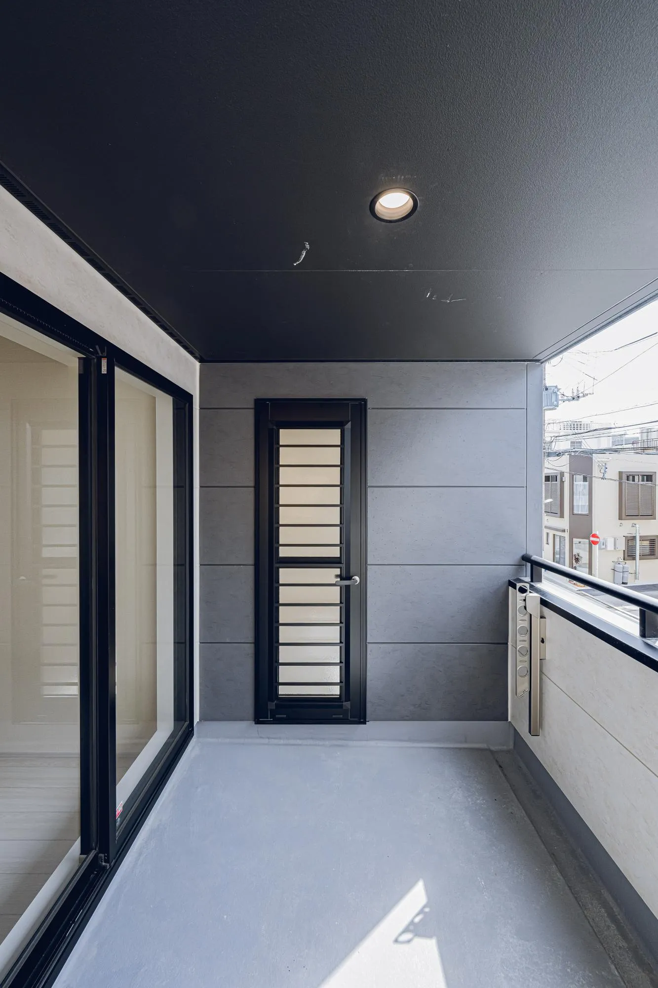 2号棟:インナーバルコニー