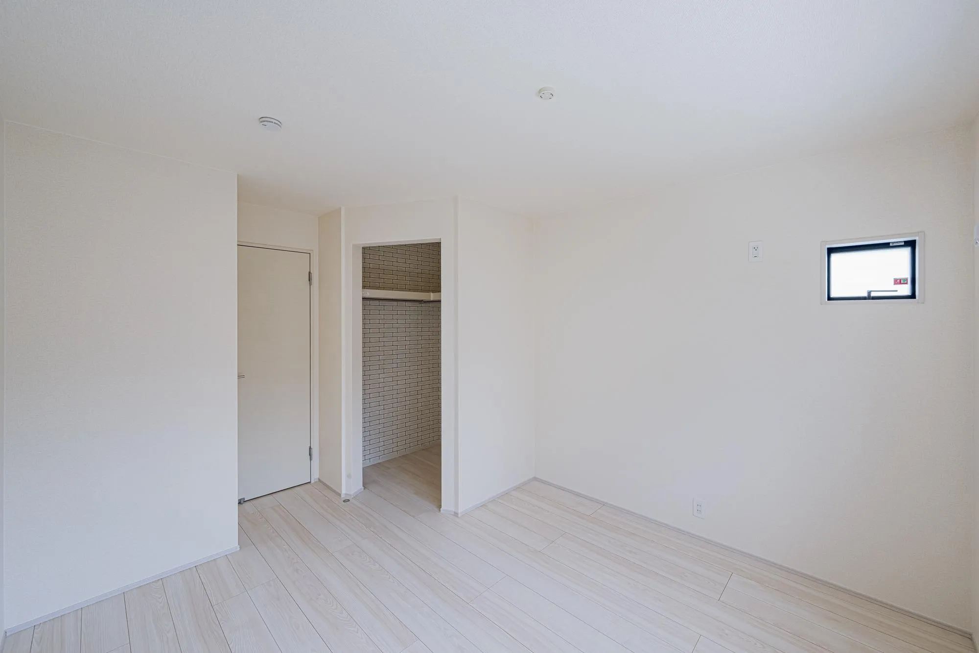 2号棟:5.88帖　ウォークインクローゼット