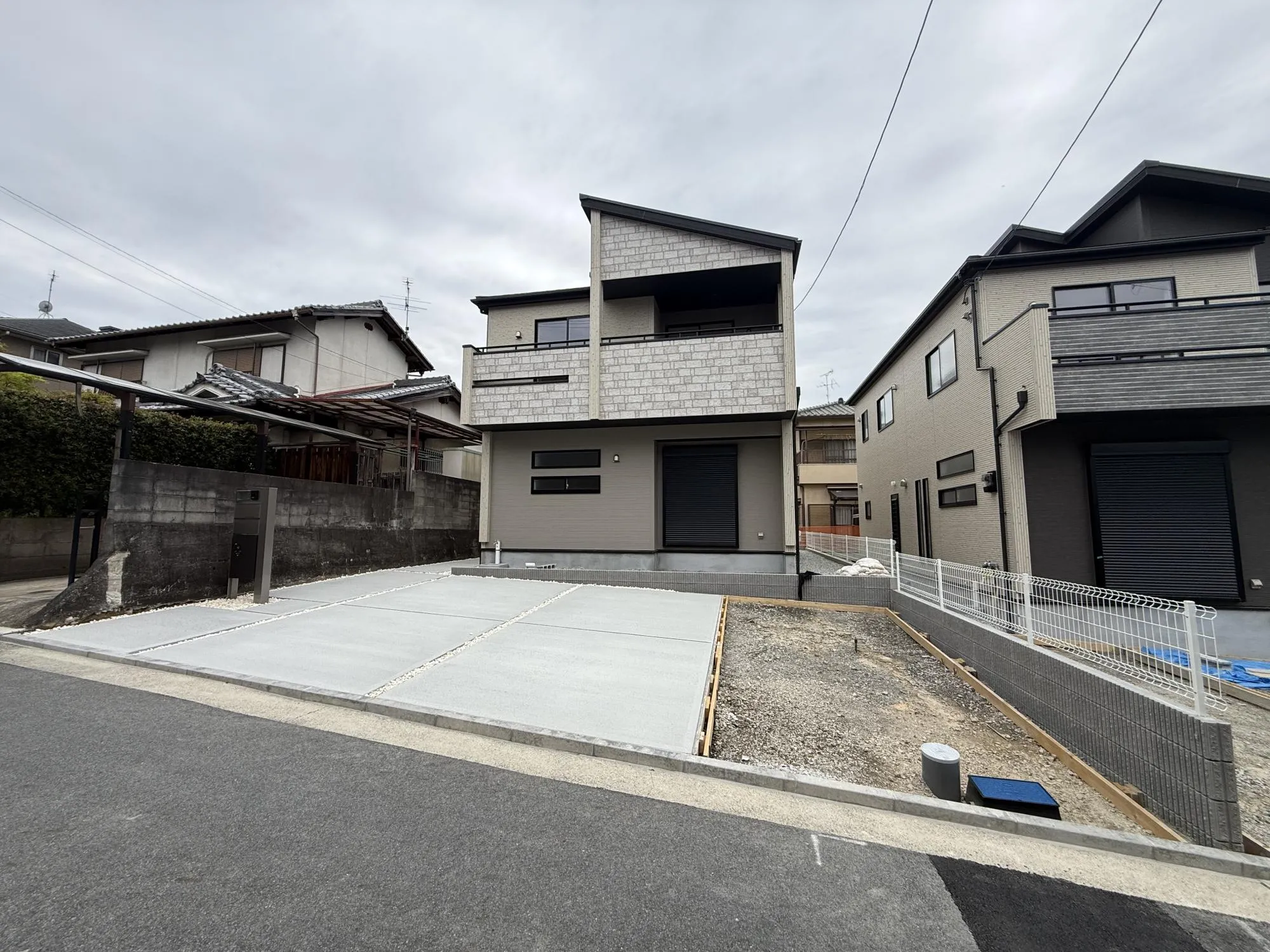 【外観| ①号棟】