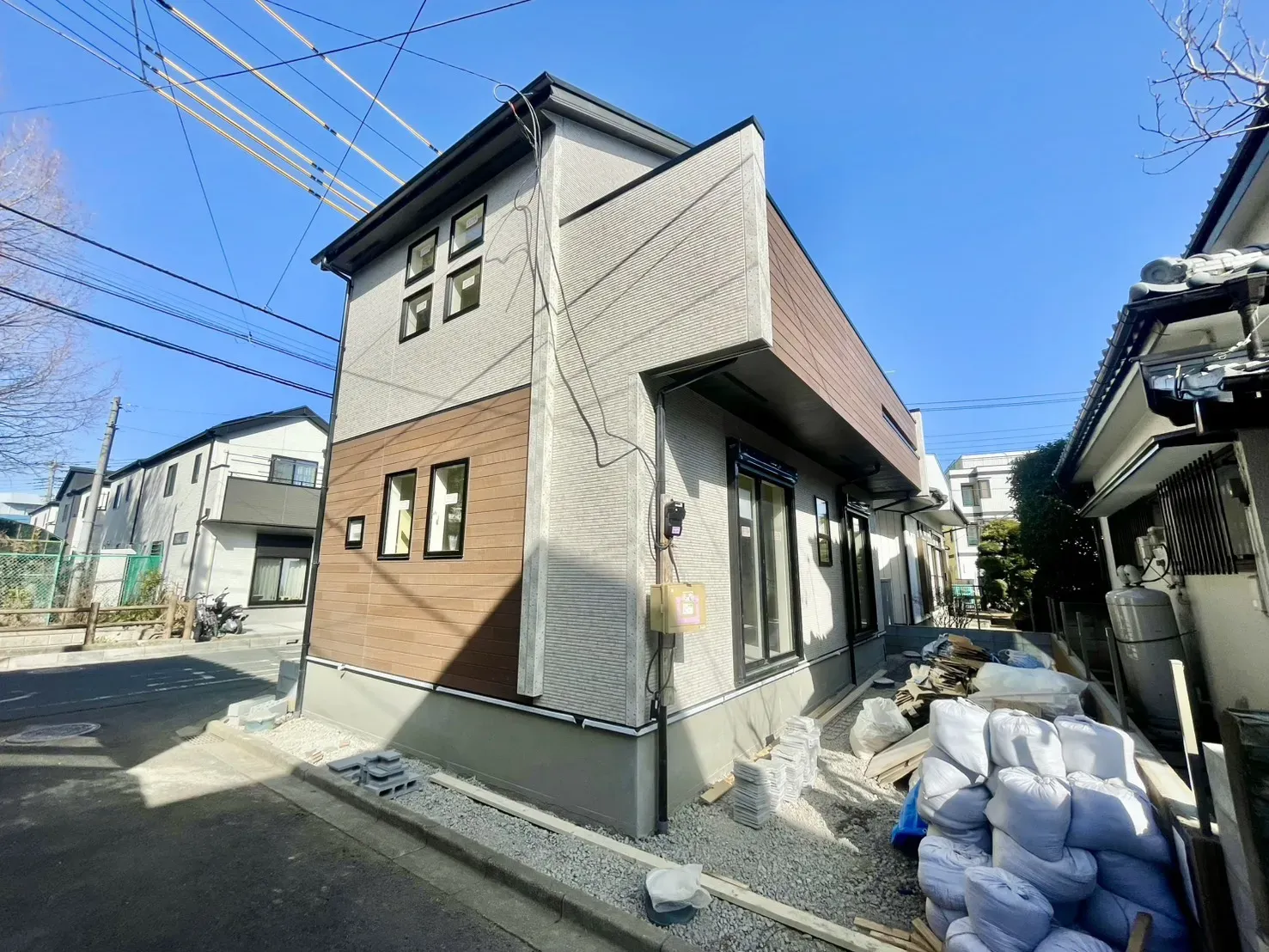 1/26現在　外観写真