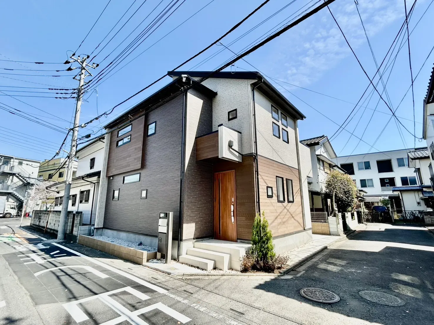 【外観②】