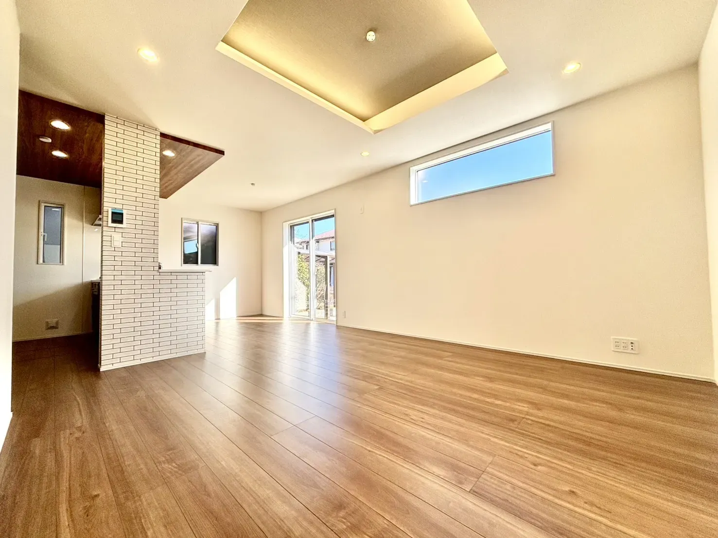 1号棟リビングダイニング