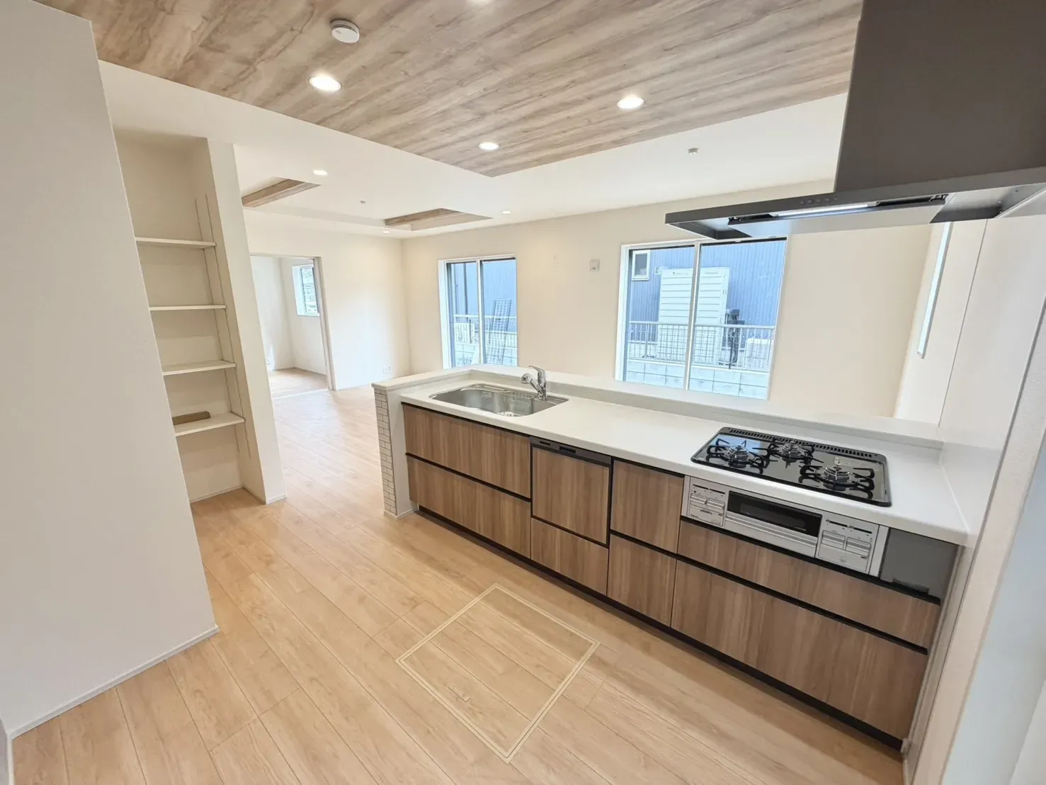 【3号棟　キッチン】