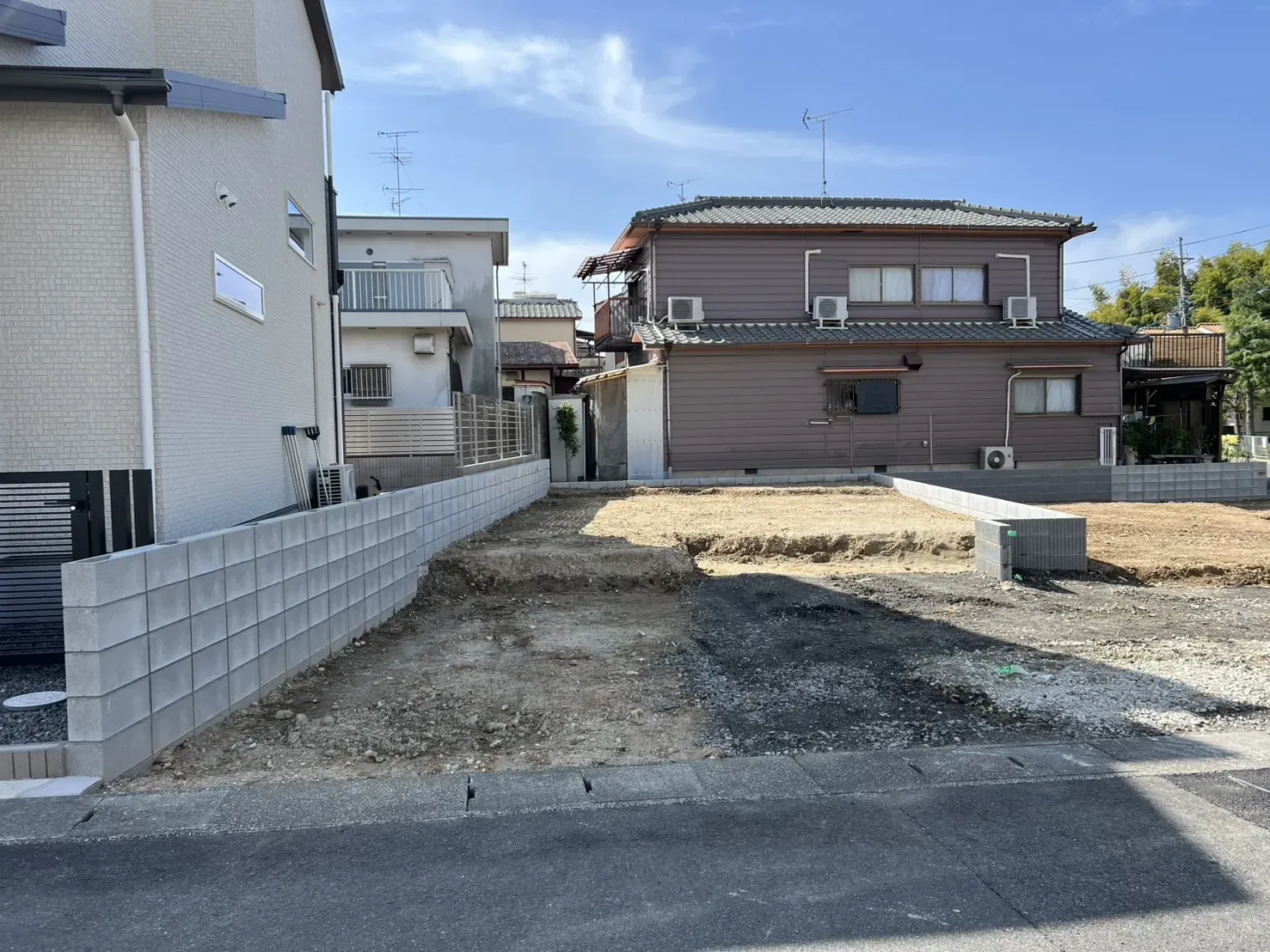 ブルーミングガーデン 城陽市寺田市ノ久保2棟