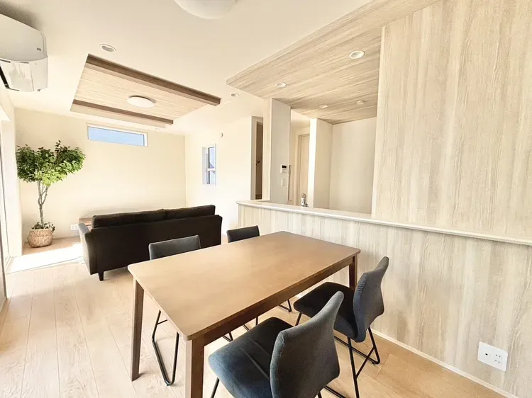 リビングダイニング