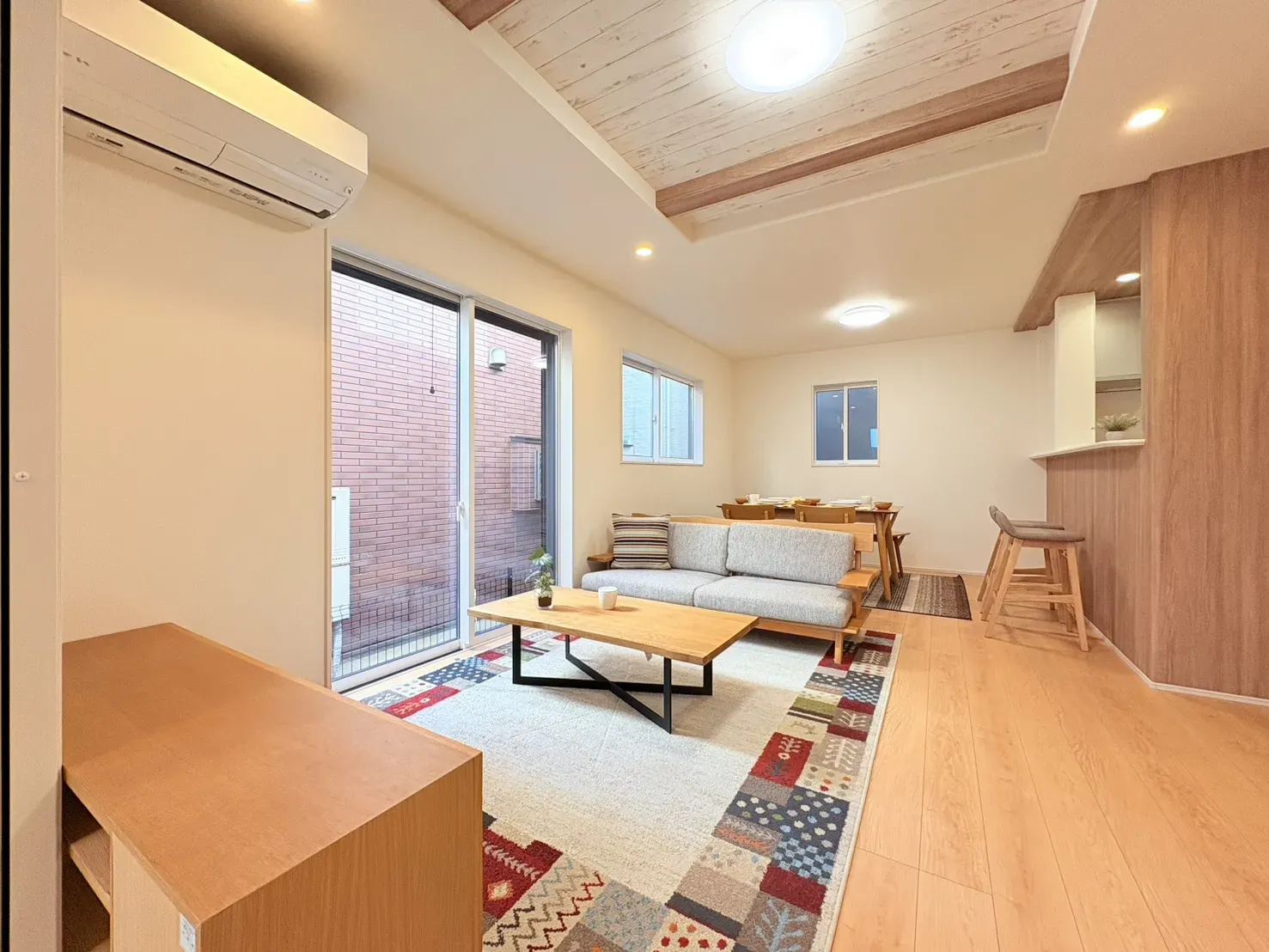 【3号棟】リビングダイニング