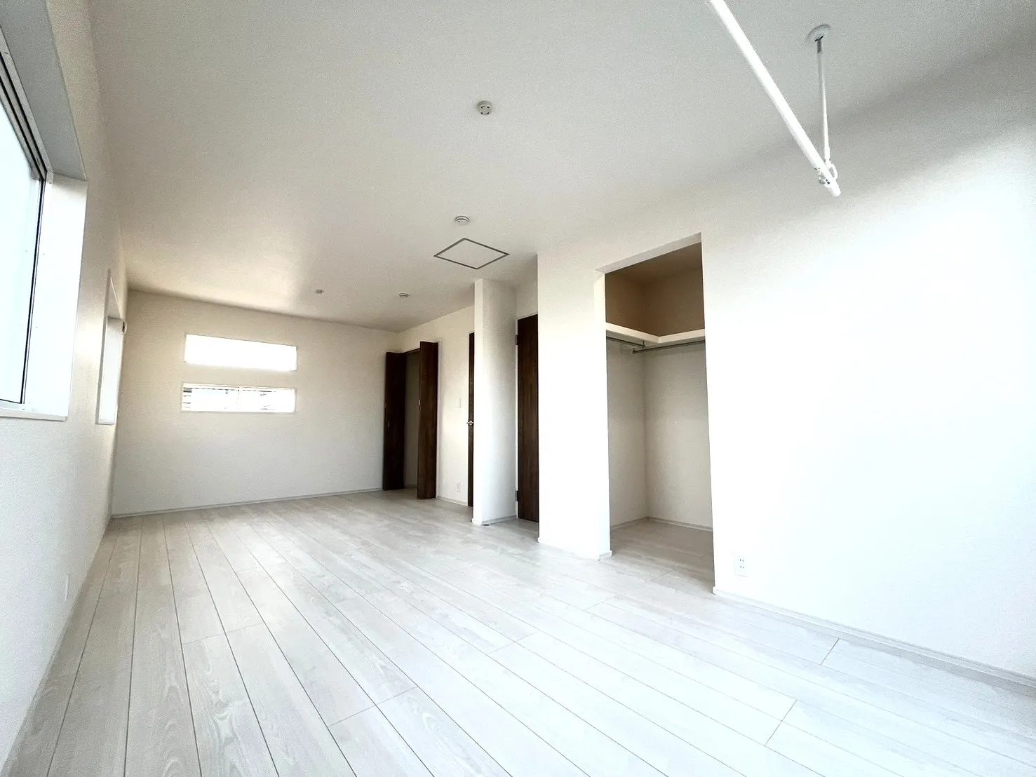 ☆洋室5.25畳&6.0畳(可変型間取り)☆