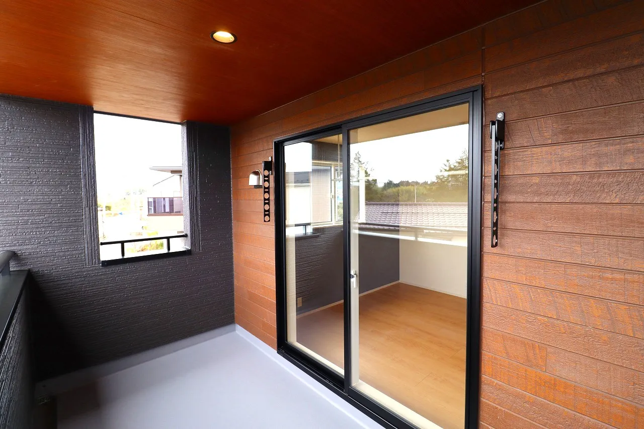 【インナーバルコニー】 