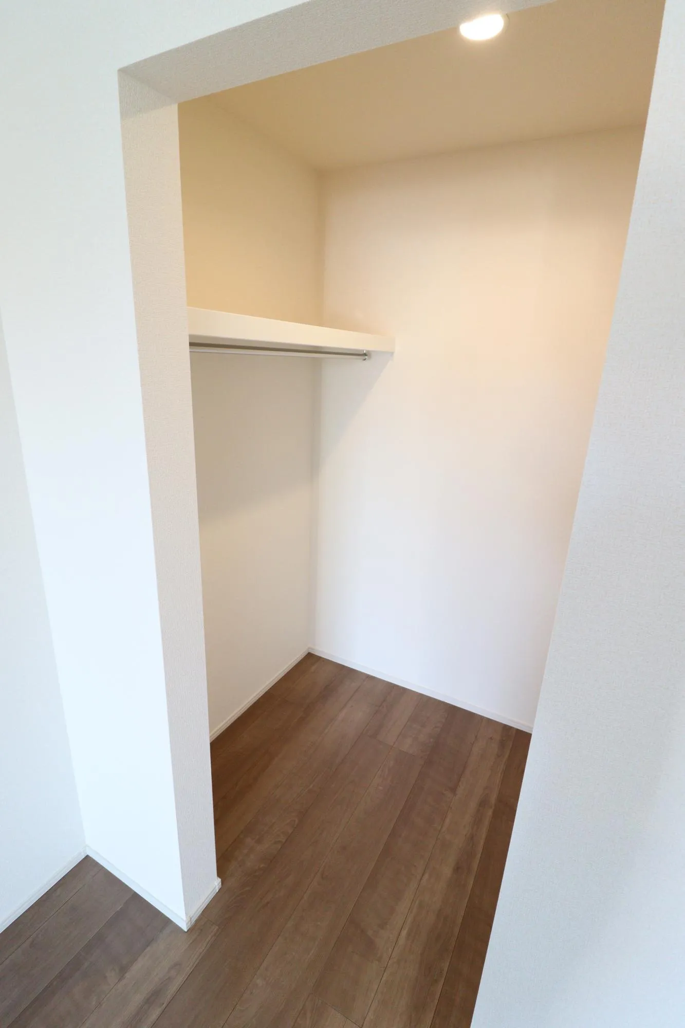 【2号棟:2階洋室】