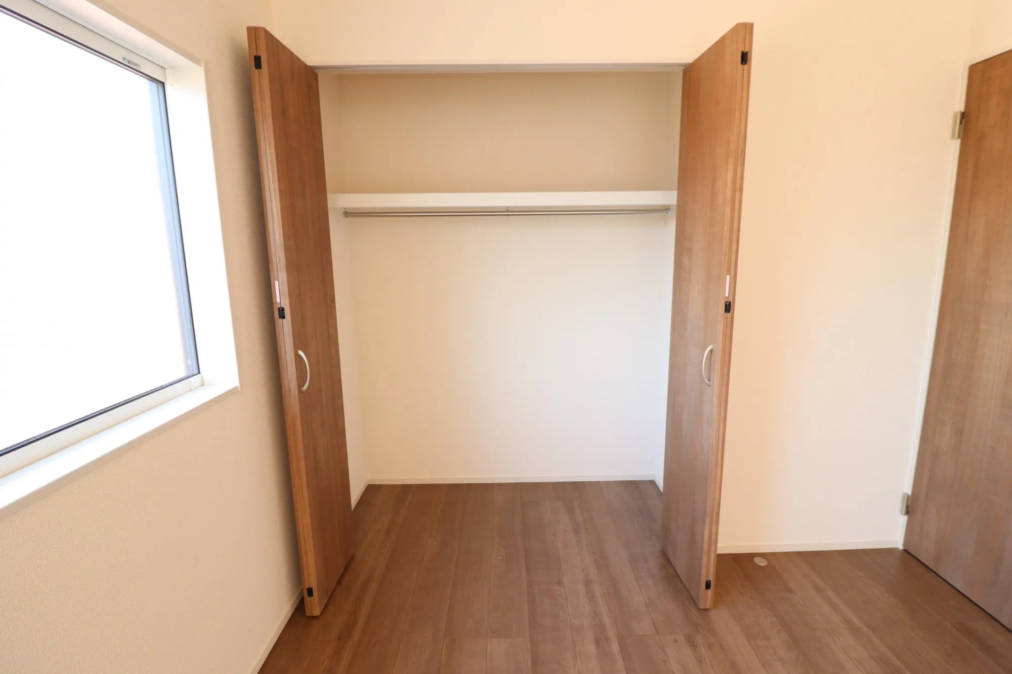 【2階クローゼット/1号棟】