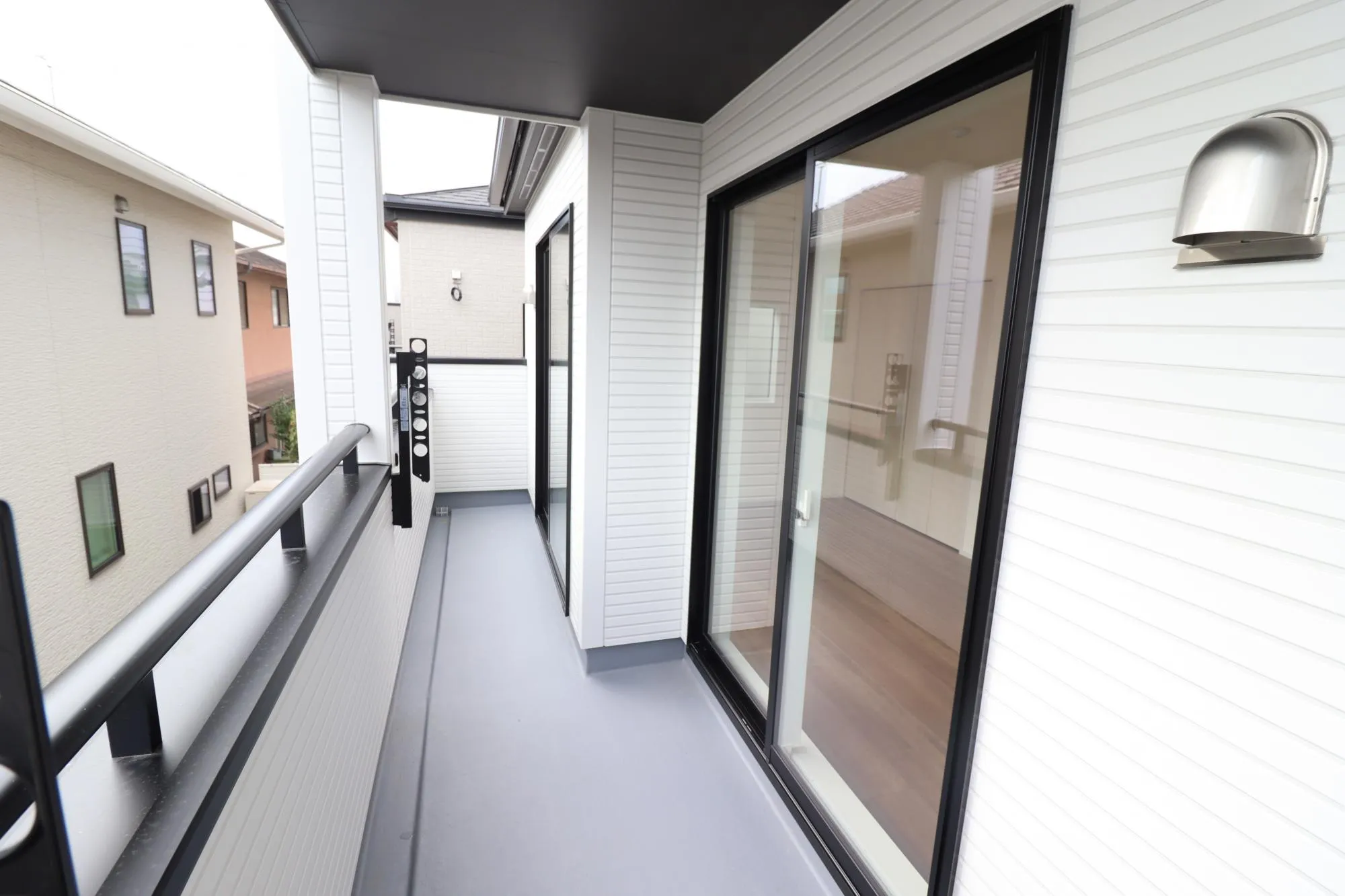 【インナーバルコニー/2号棟】