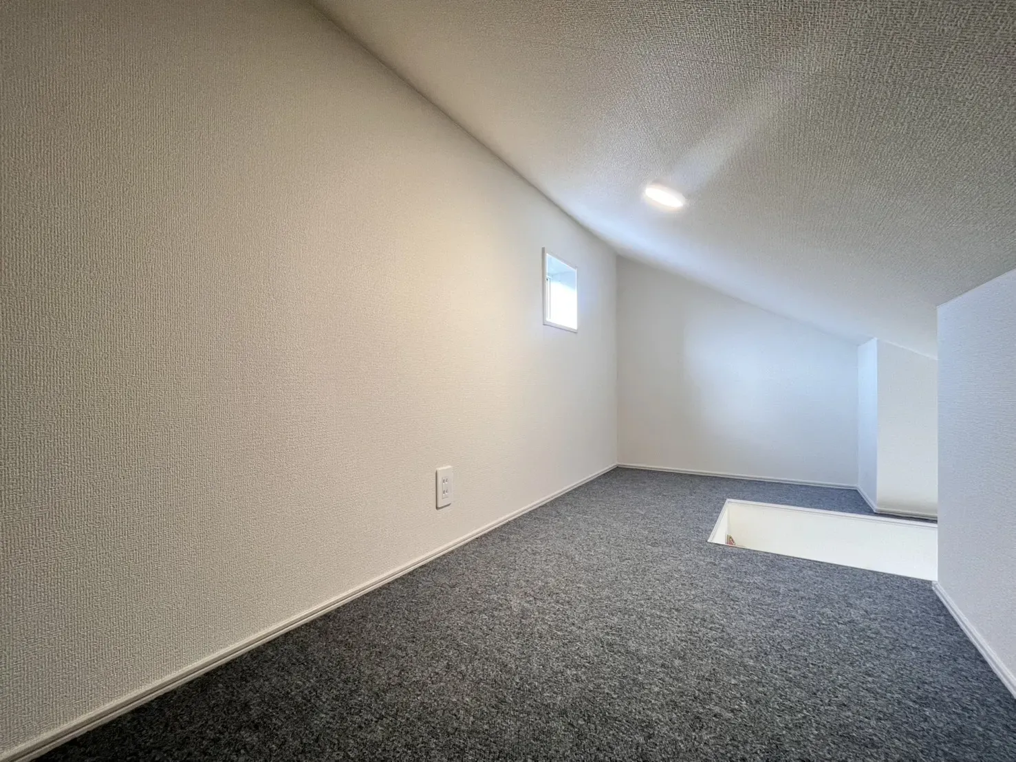 洋室6.0帖上グルニエ(2026年2月26日撮影)