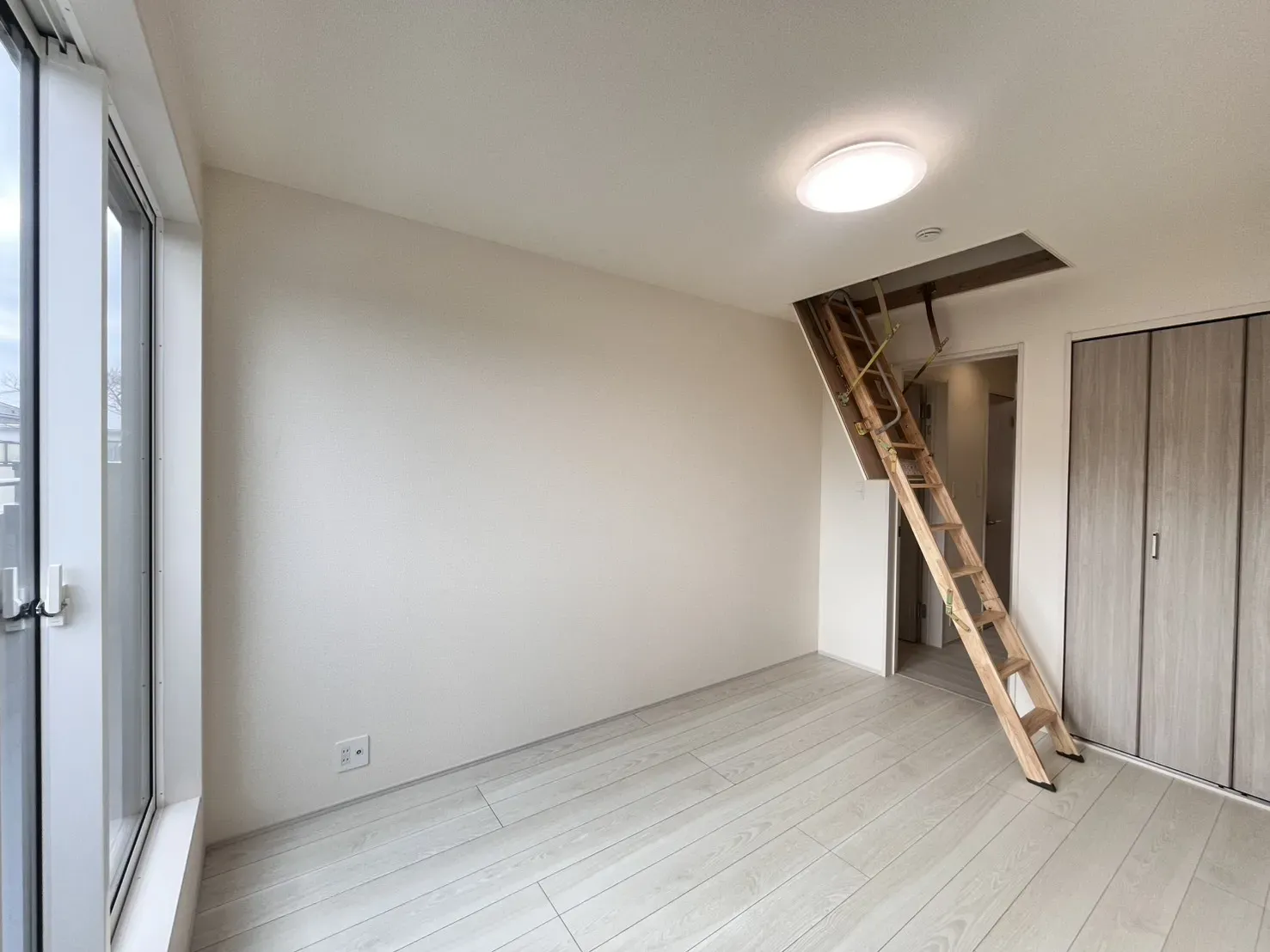 洋室6.0帖(2026年2月26日撮影)