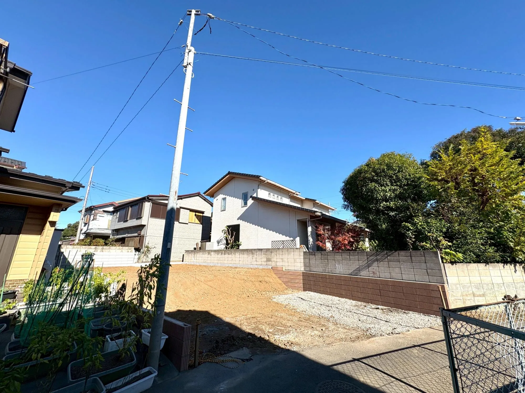 現地外観写真(2025年12月撮影)