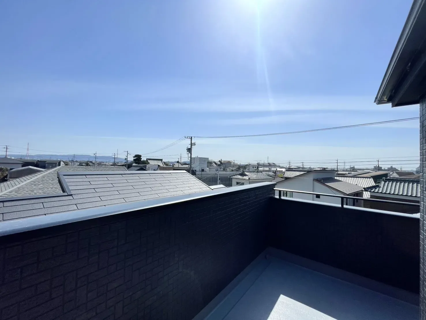 1号棟　バルコニー(3階) (南側)