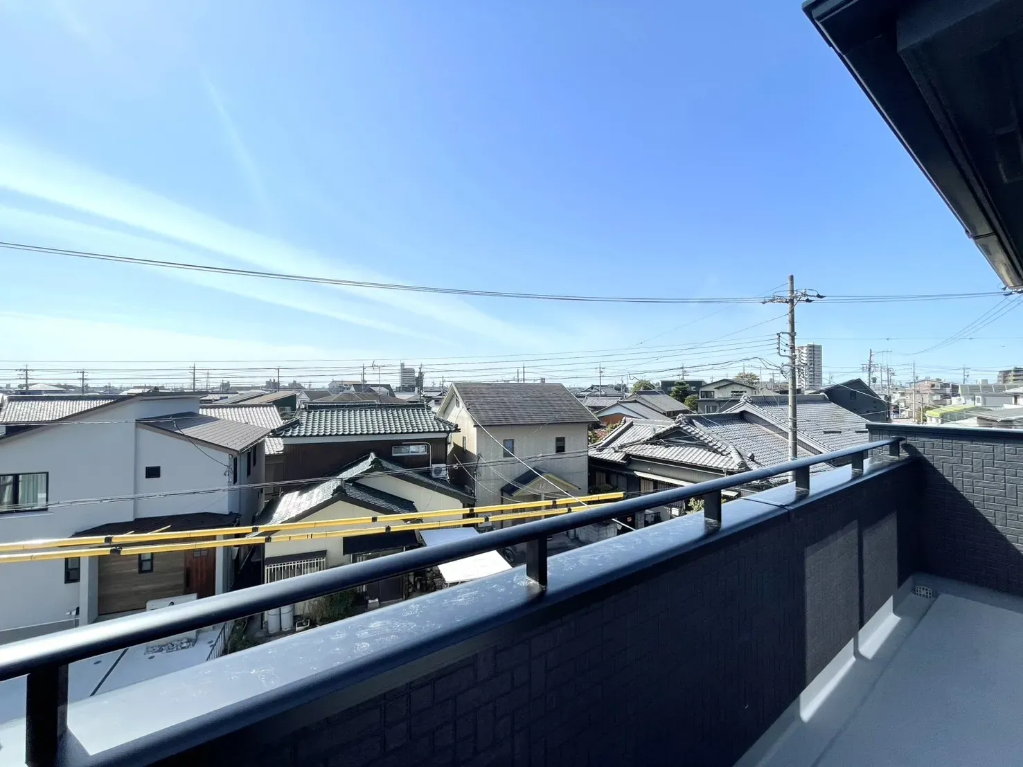 1号棟　バルコニー(3階) (南側)