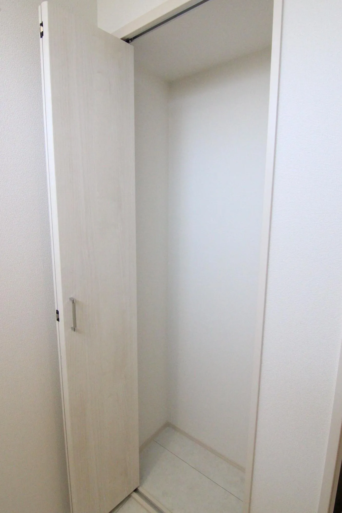 【1号棟洗面所収納】