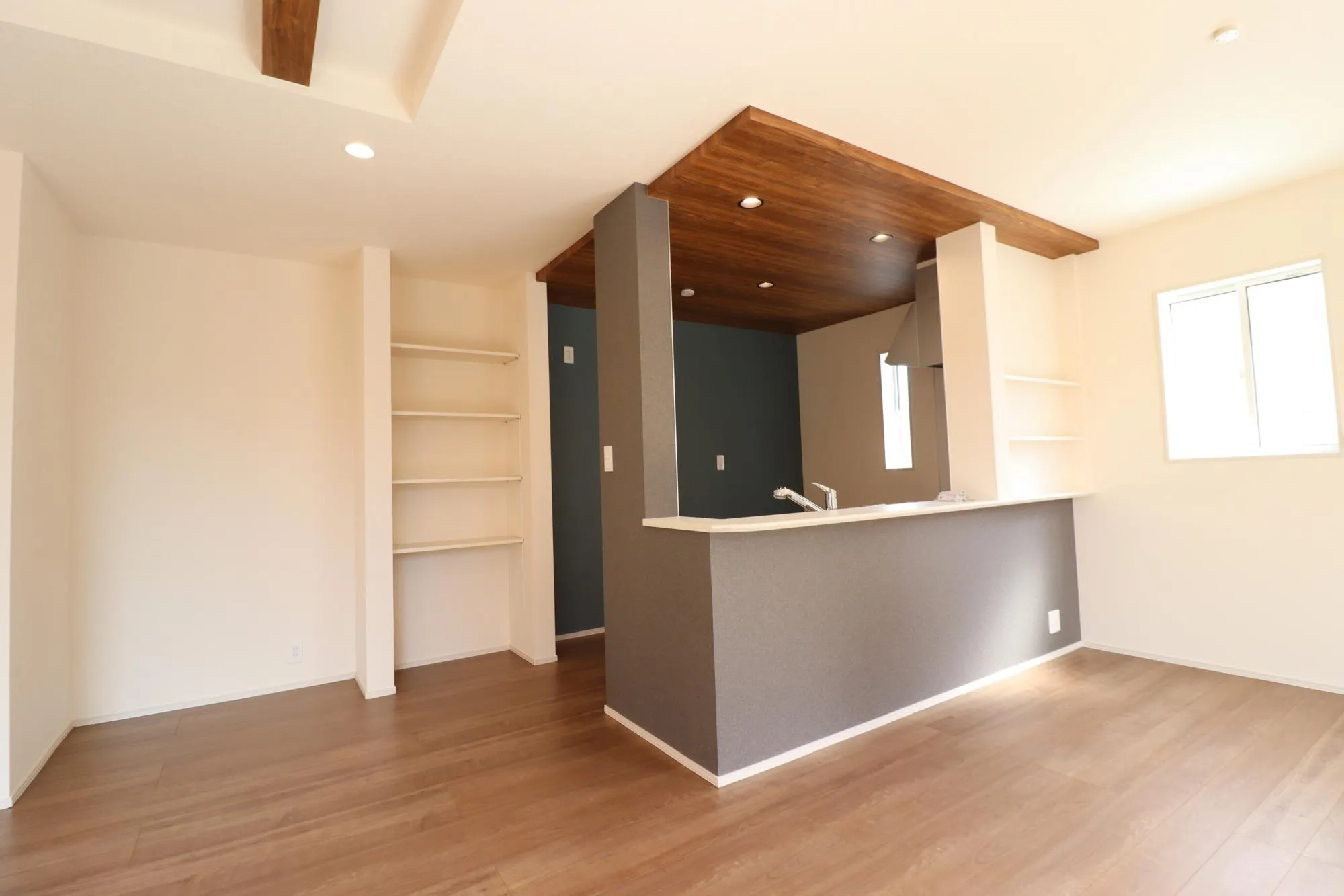 【1号棟/対面式キッチンカウンター】