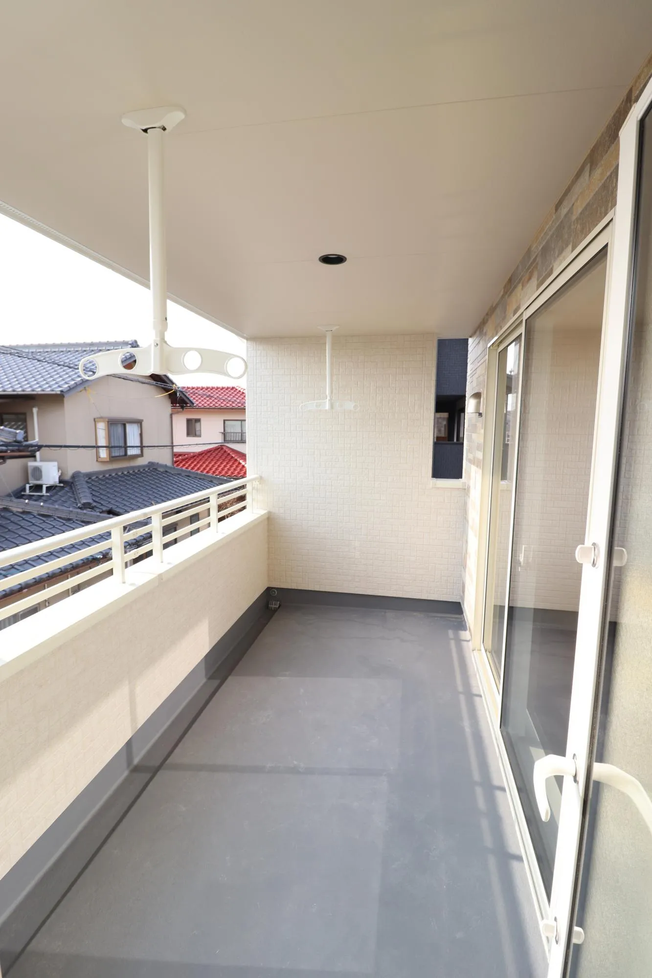 【2号棟/インナーバルコニー】