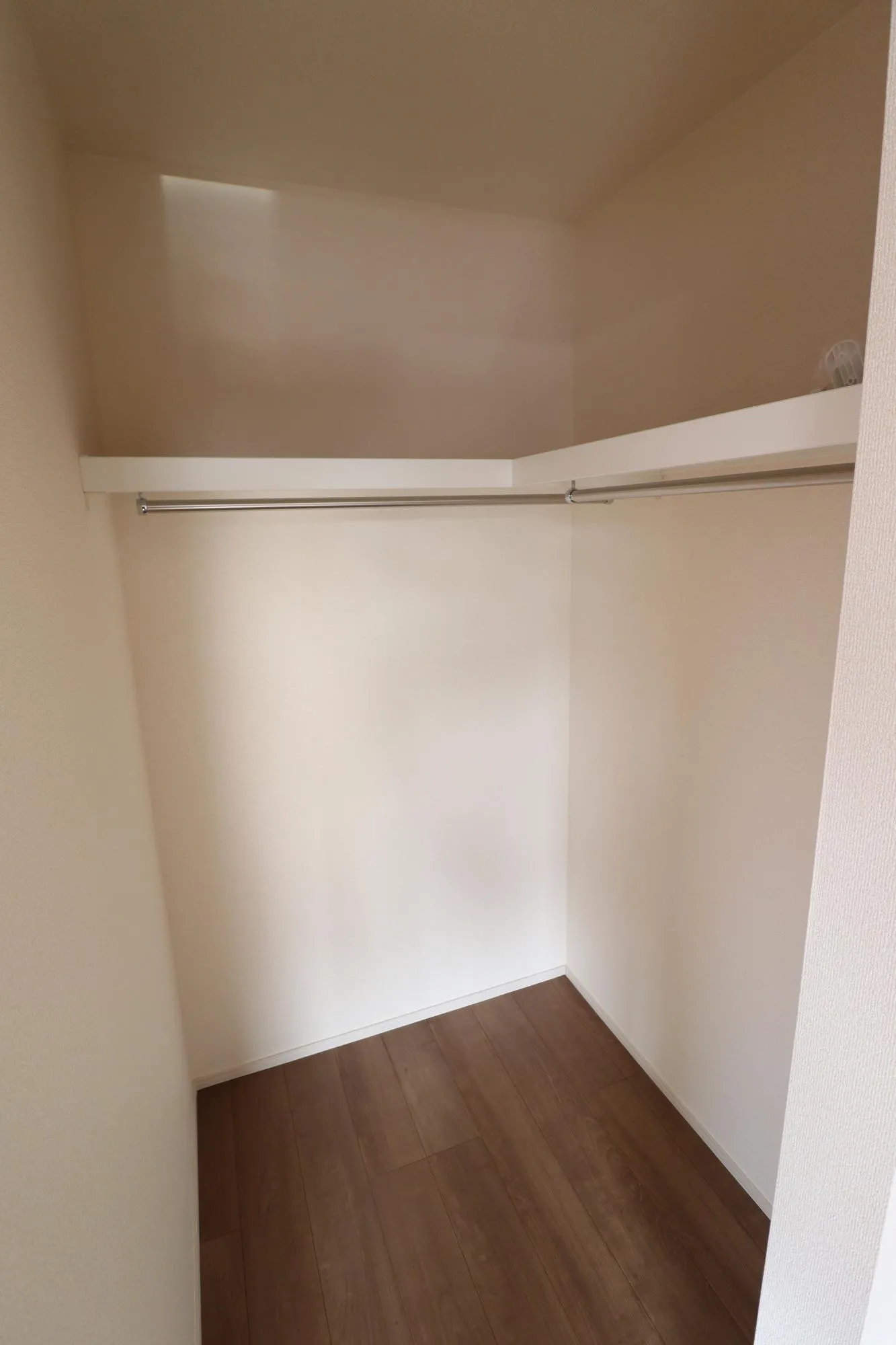 【2号棟/2階ウォークインクローゼット】