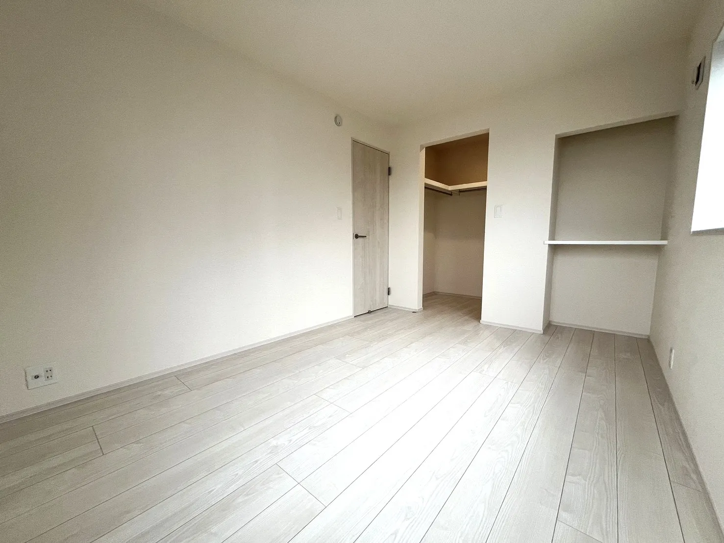 ☆1号棟　洋室6.25畳☆