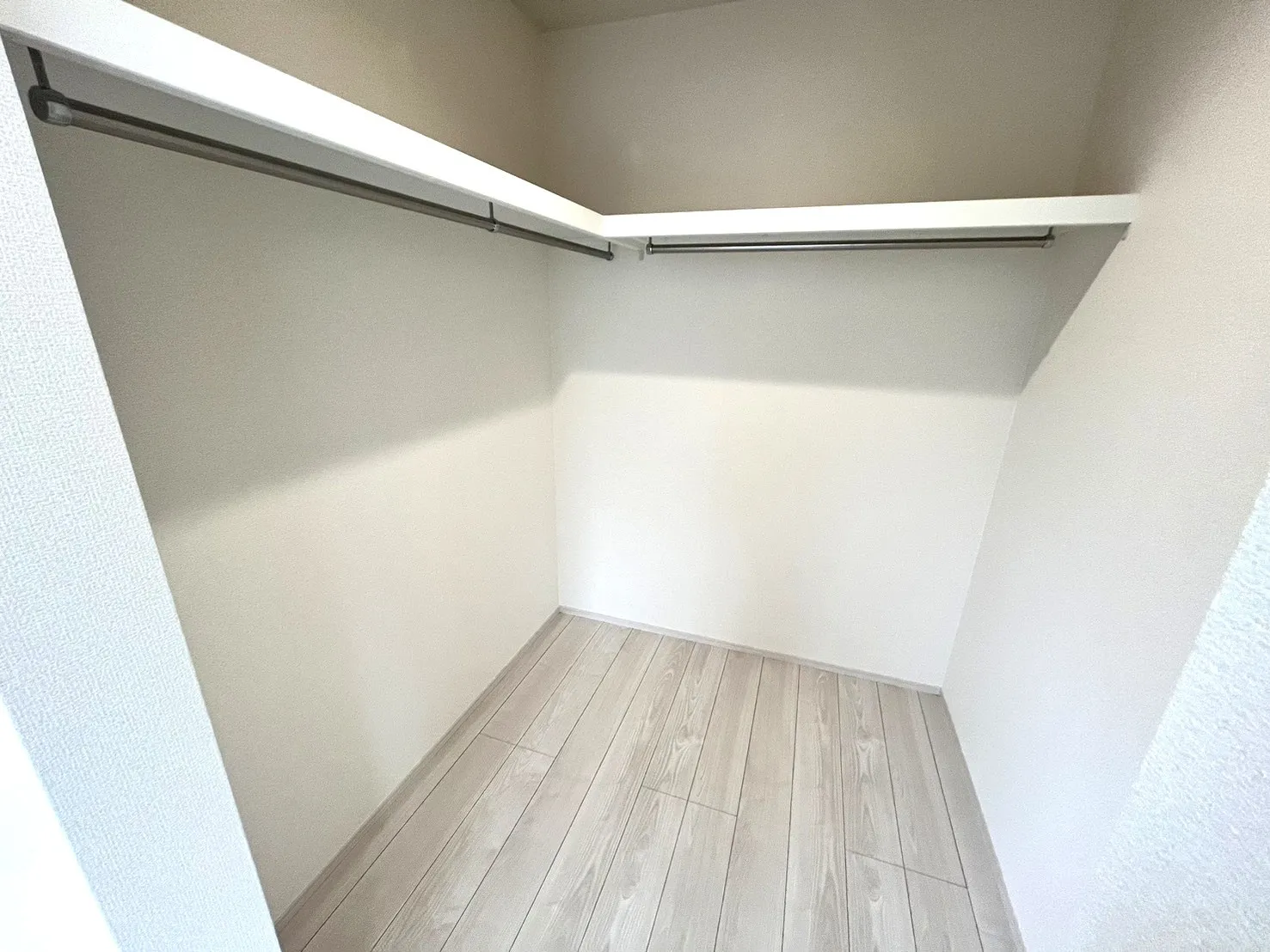 ☆1号棟　洋室6.0畳ウォークインクローゼット☆