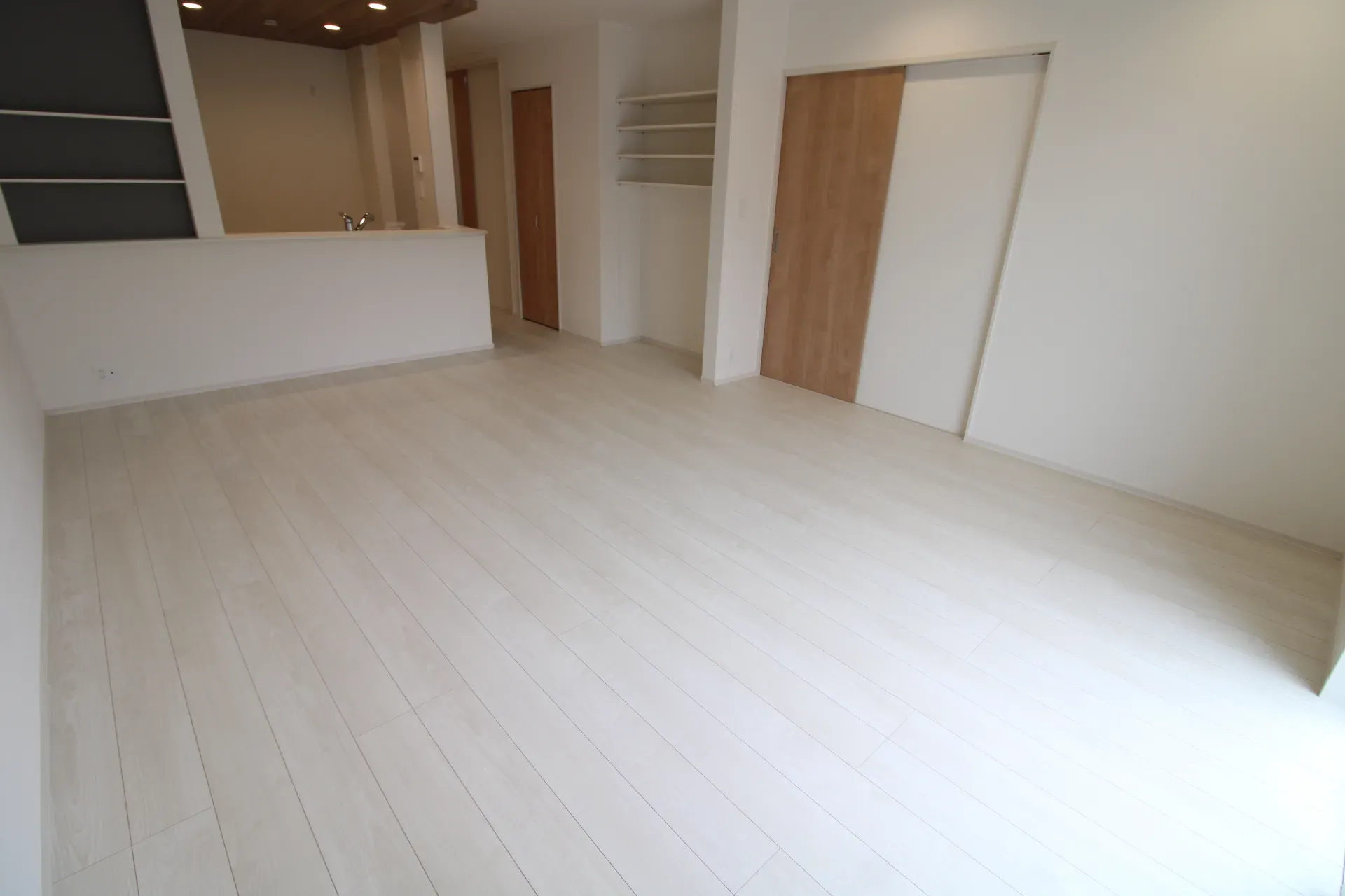 リビングダイニング