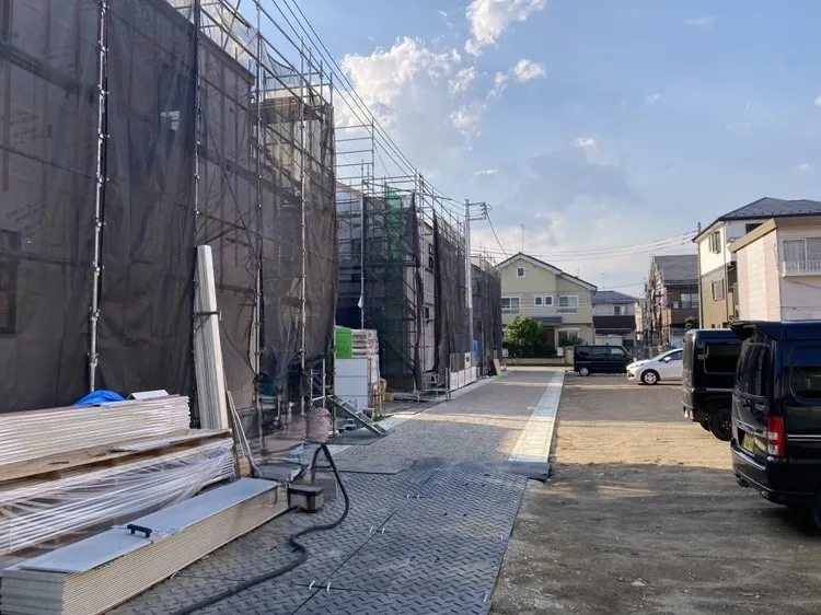 落ち着いた住環境の前面道路!ゆったりとした雰囲気が魅力です☆