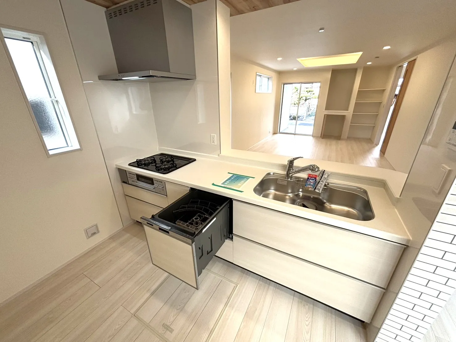 【2号棟:キッチン】