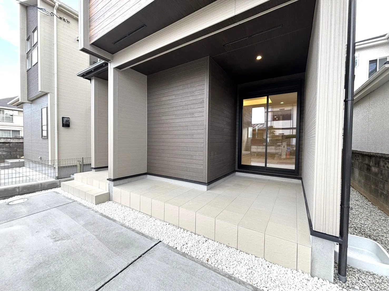 【2号棟:テラス】