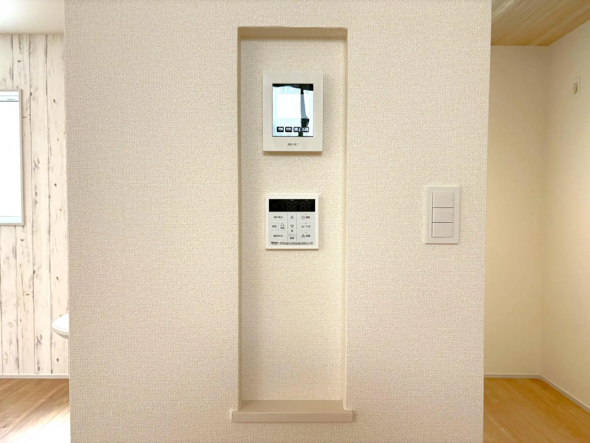 2号棟インターフォンニッチ