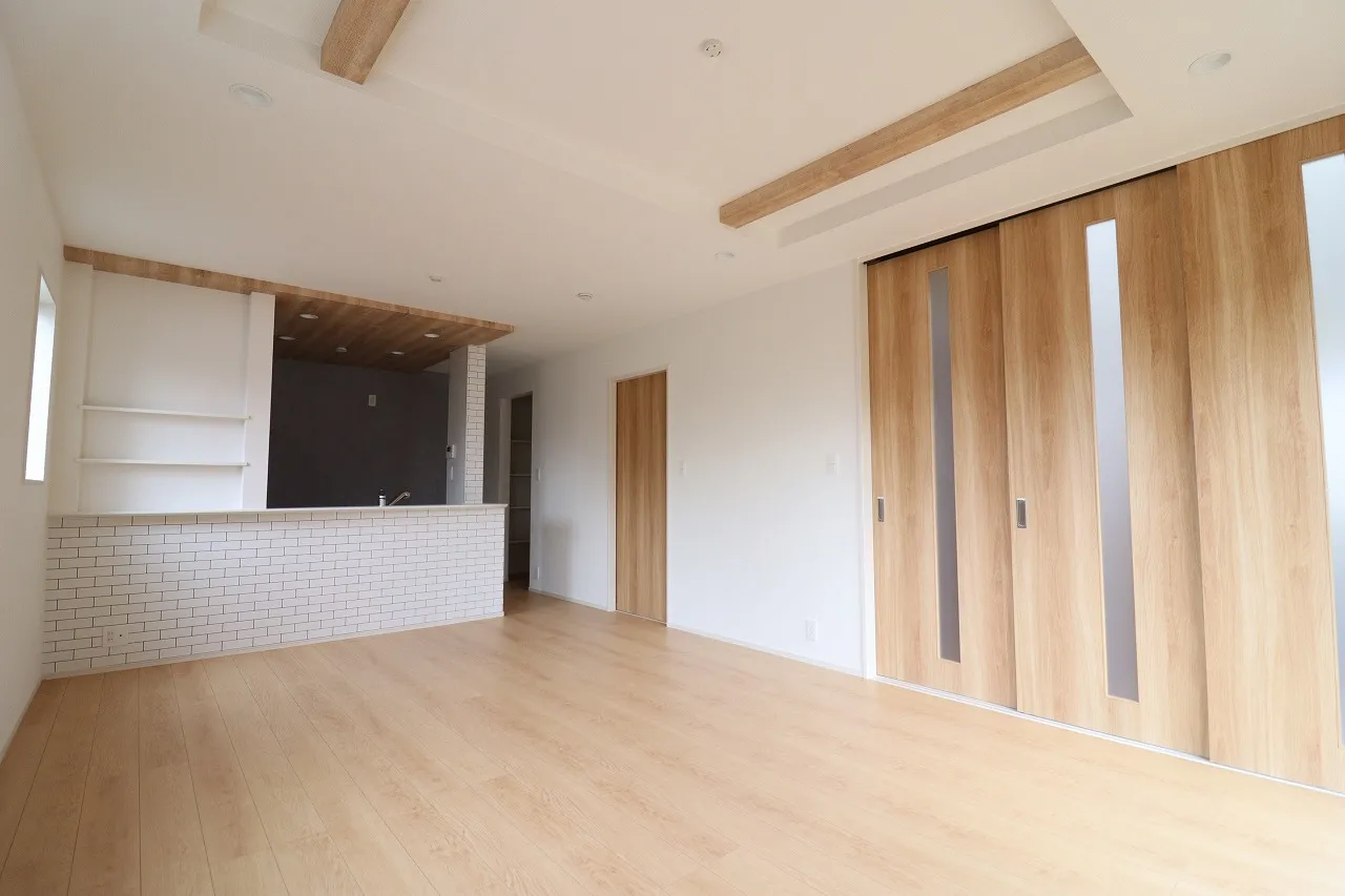 ②号棟　LDK(18.0帖)