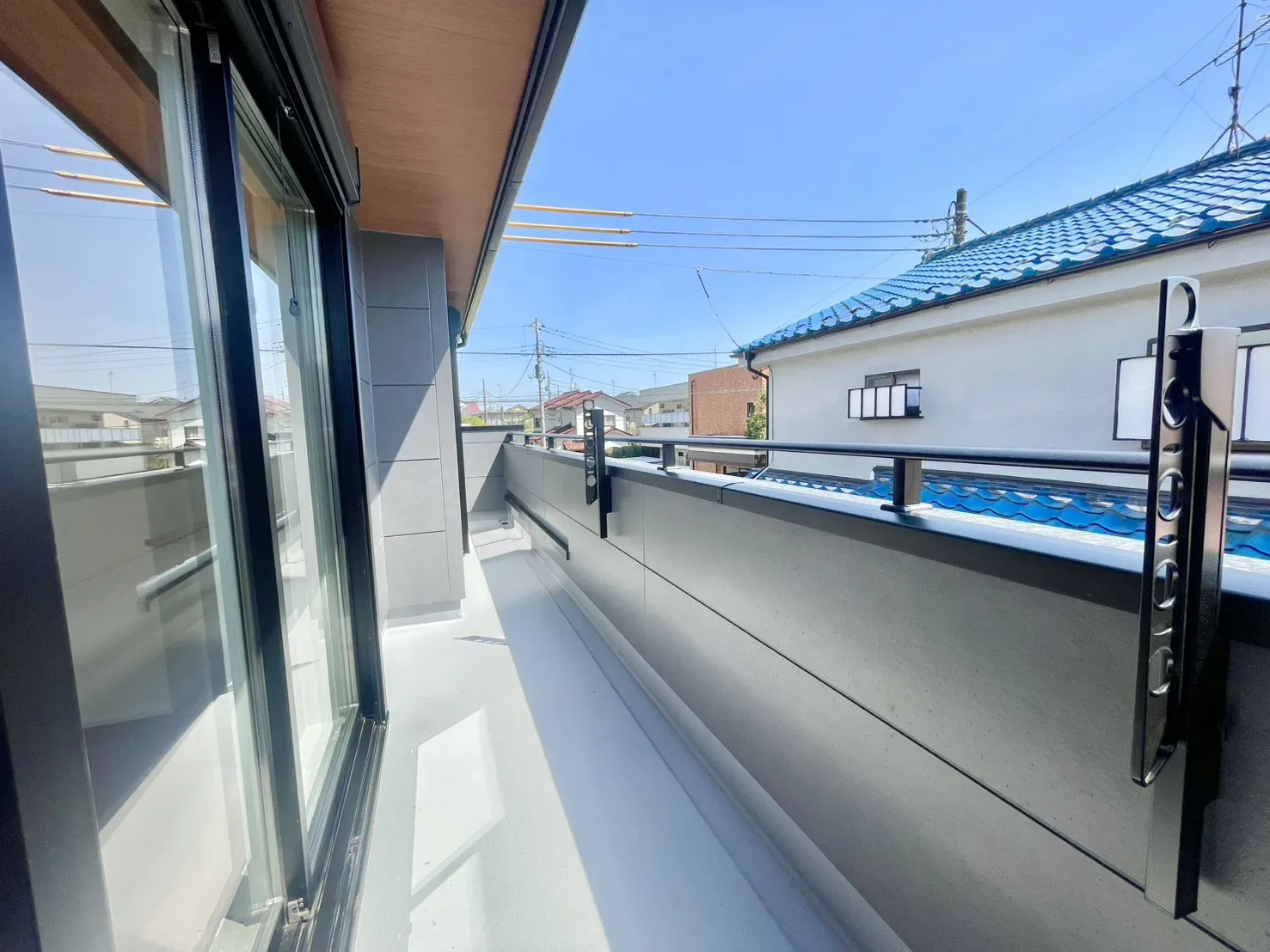 【バルコニー】
