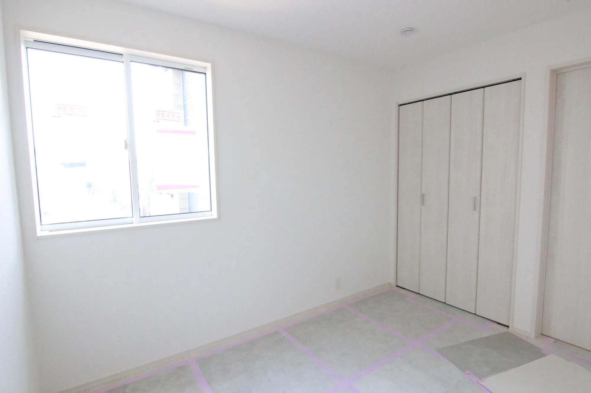 【1号棟洋室②】