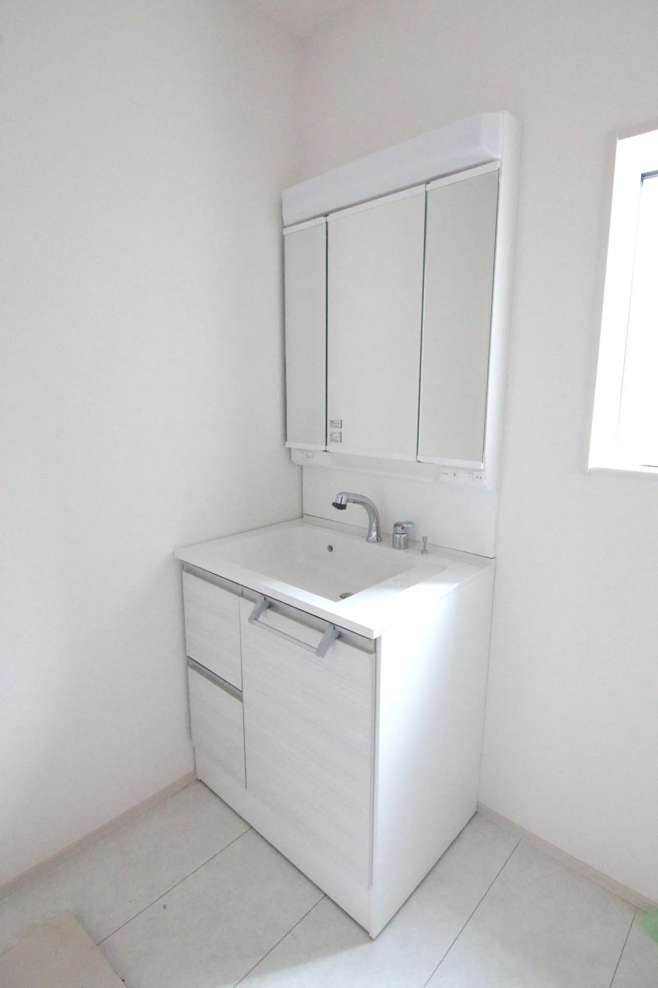 【1号棟洗面台】