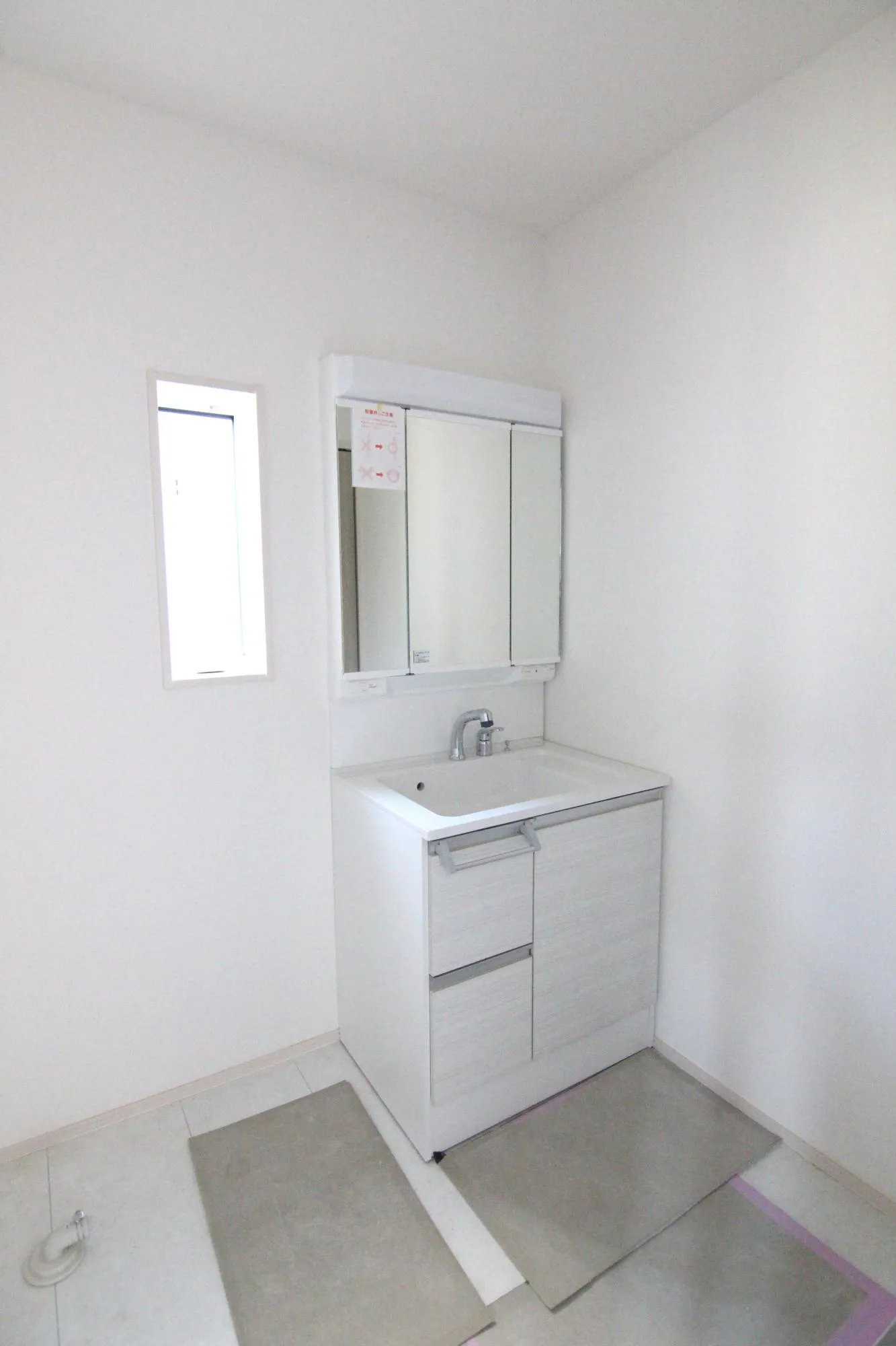 【2号棟洗面台】