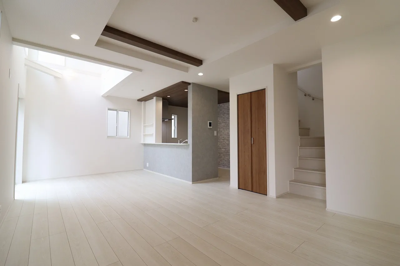 ②号棟　LDK(18.0帖)