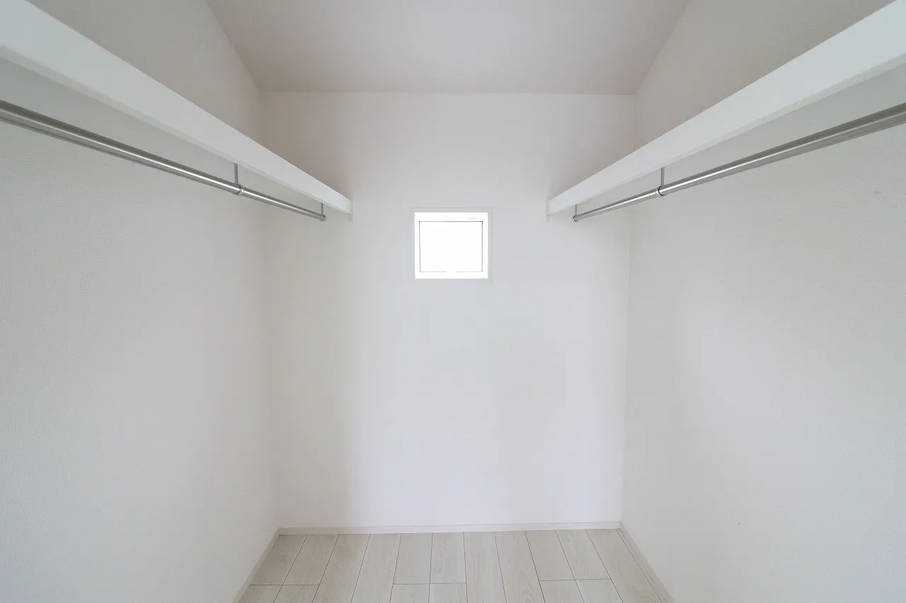 ②号棟　ウォークインクローゼット