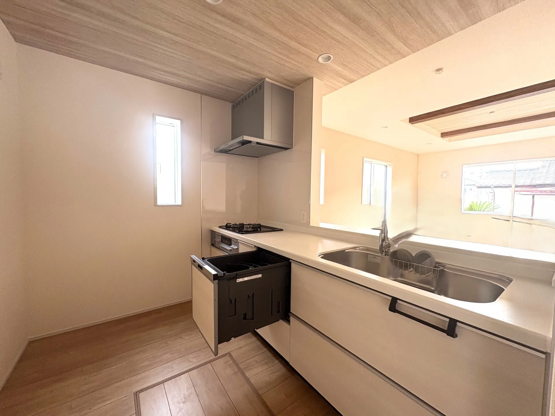 システムキッチン食洗機付き