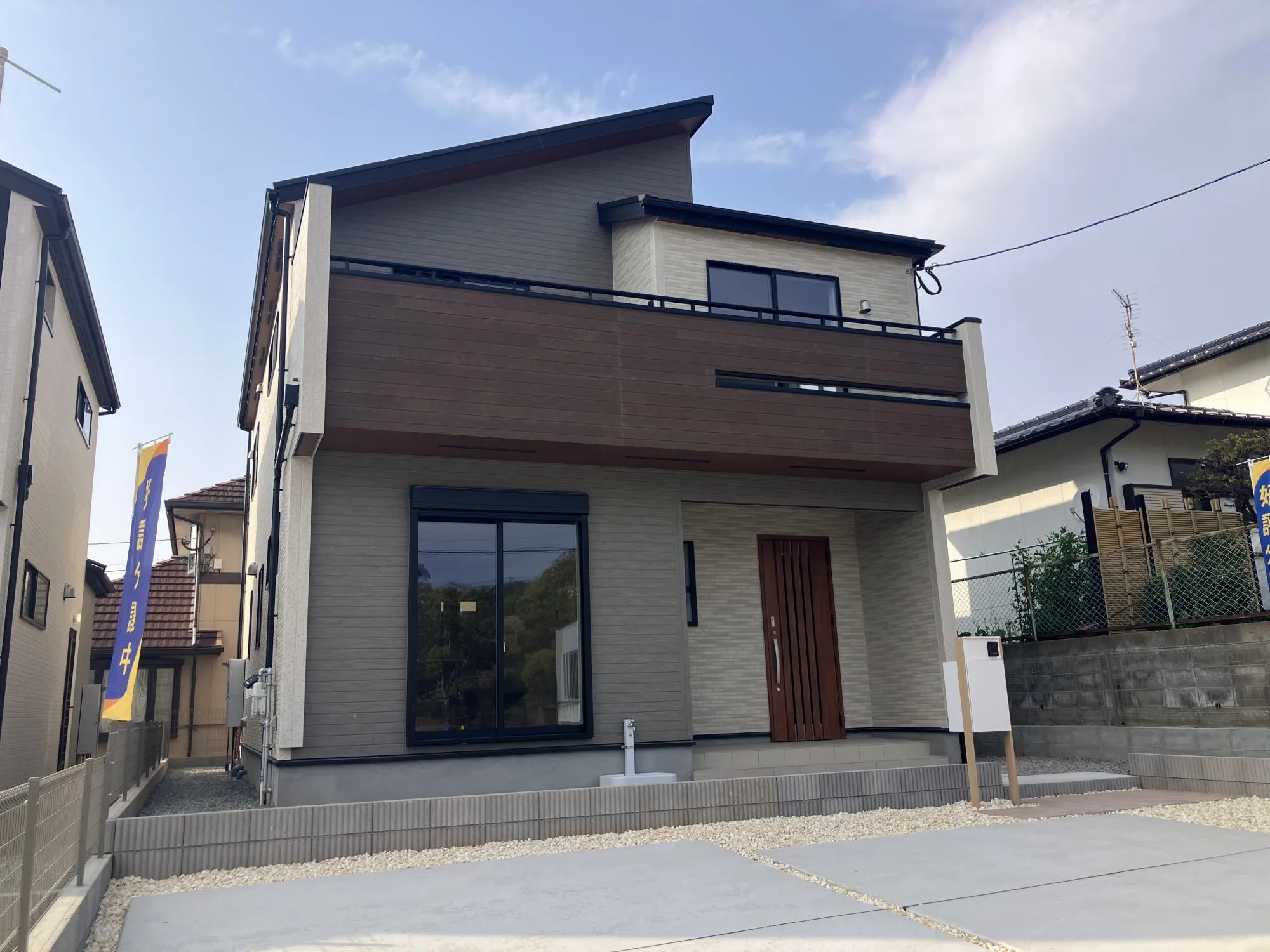 外観写真　2号棟