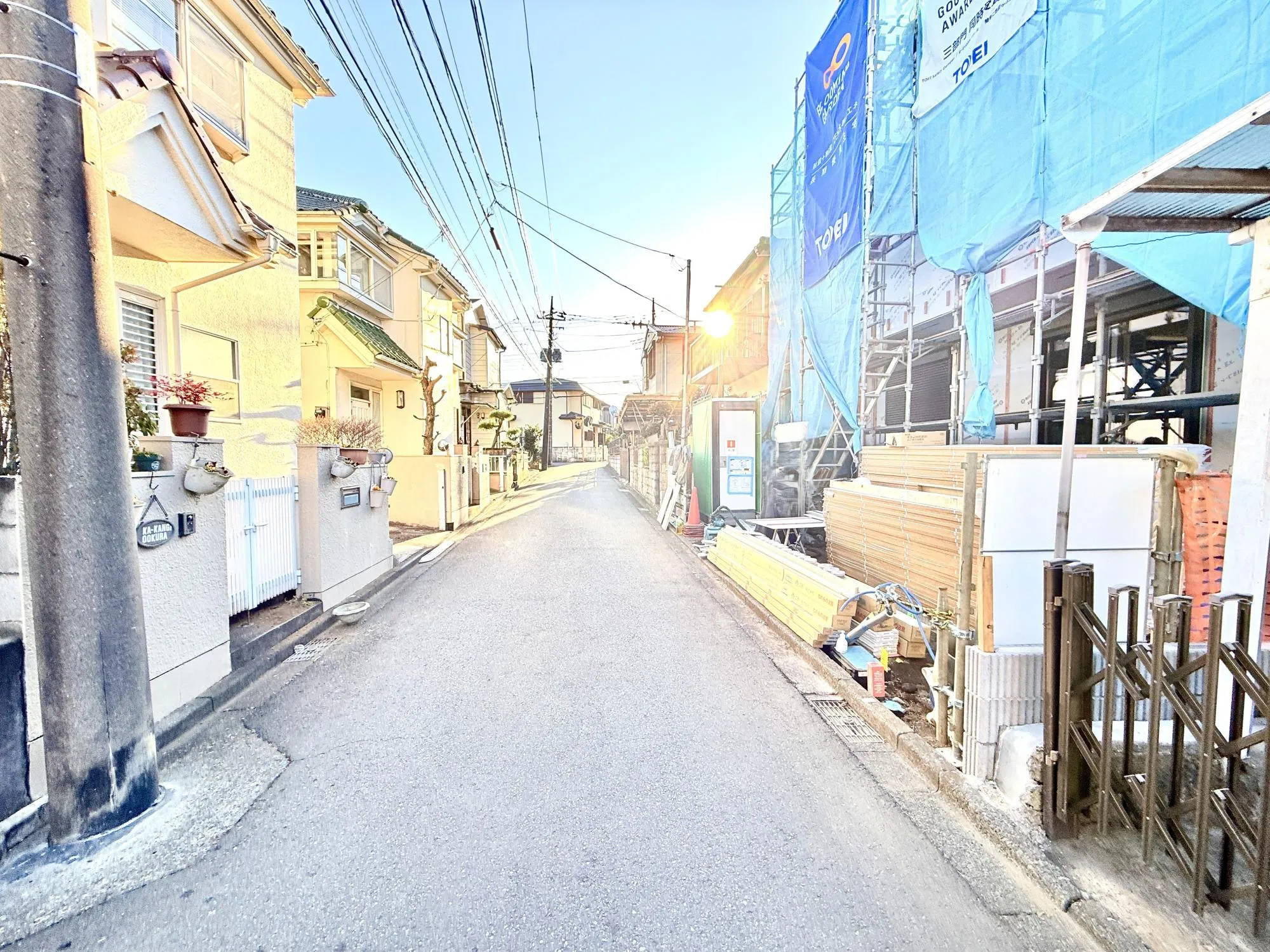 前面道路を含む現地写真