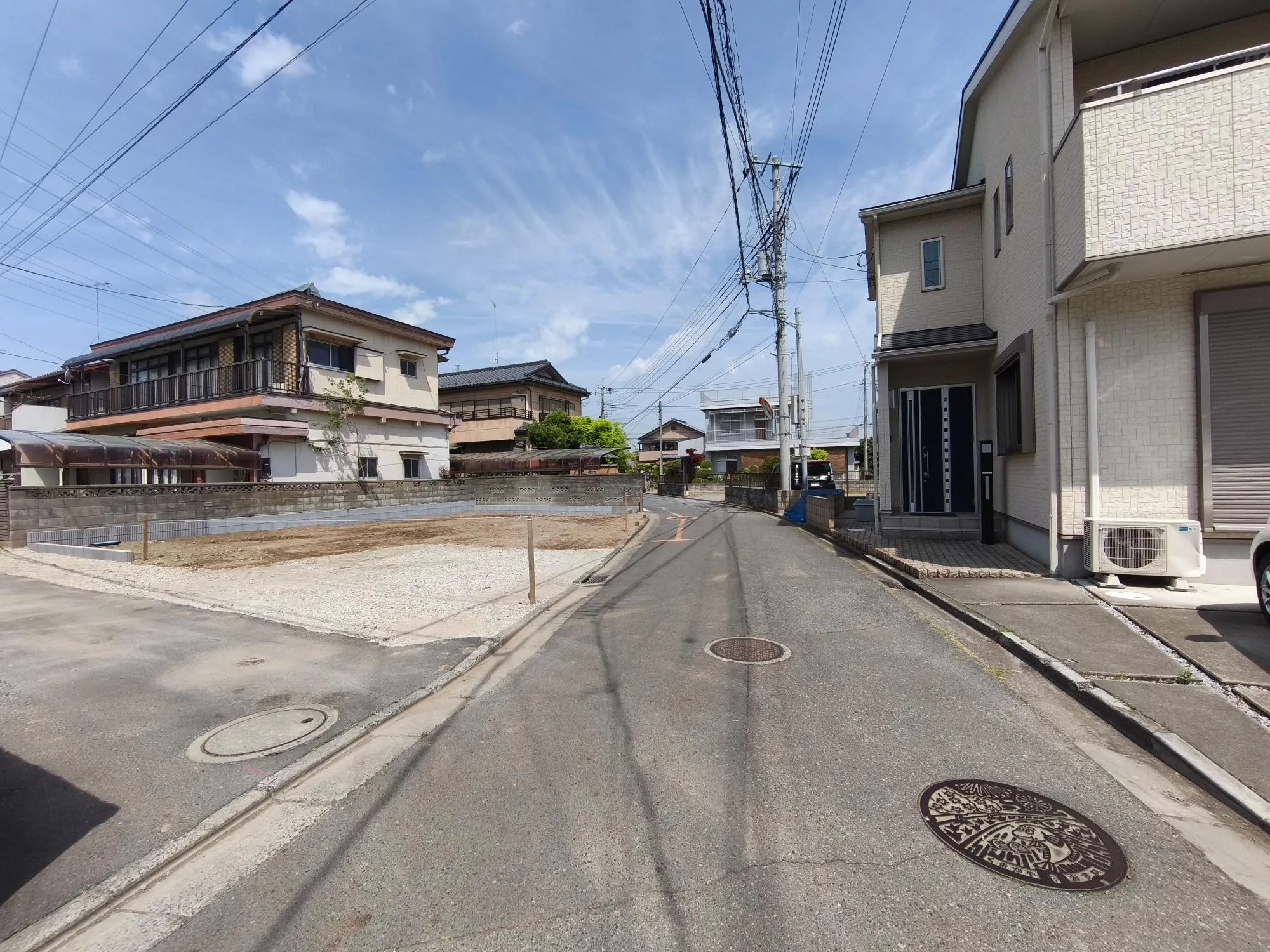 前面道路　約4.2m公道