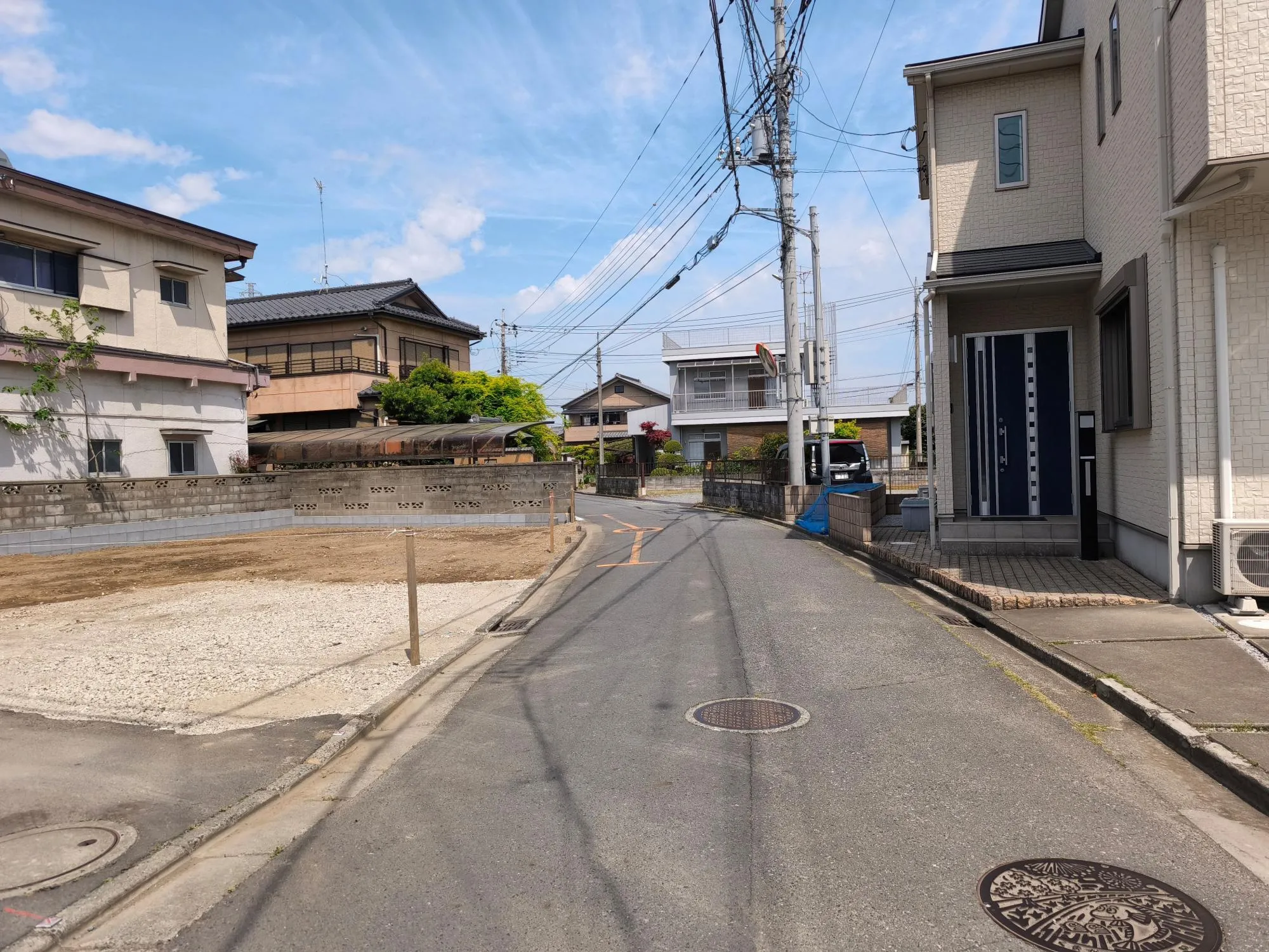 前面道路　約4.2m公道