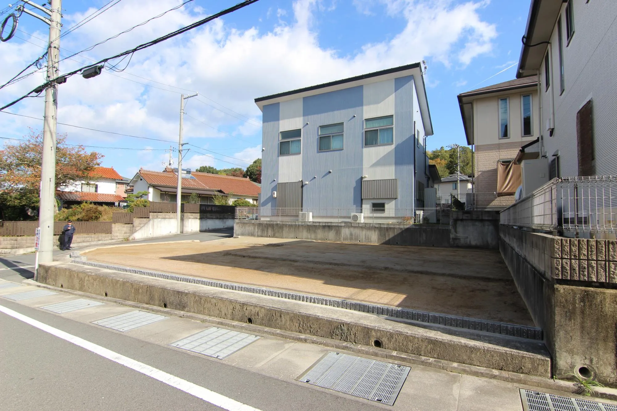 前面道路から見た宅地